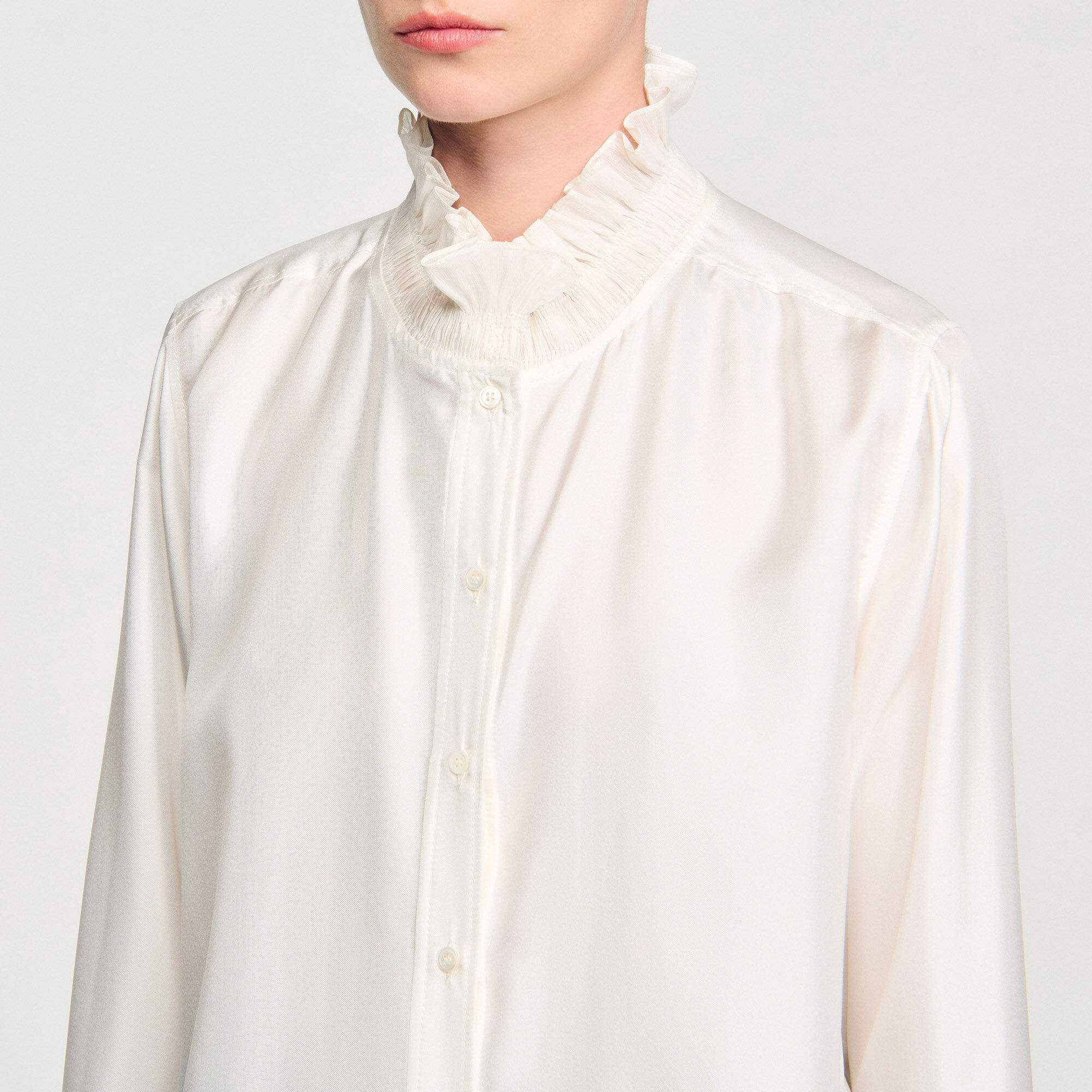 Camicia seta con collo arricciato