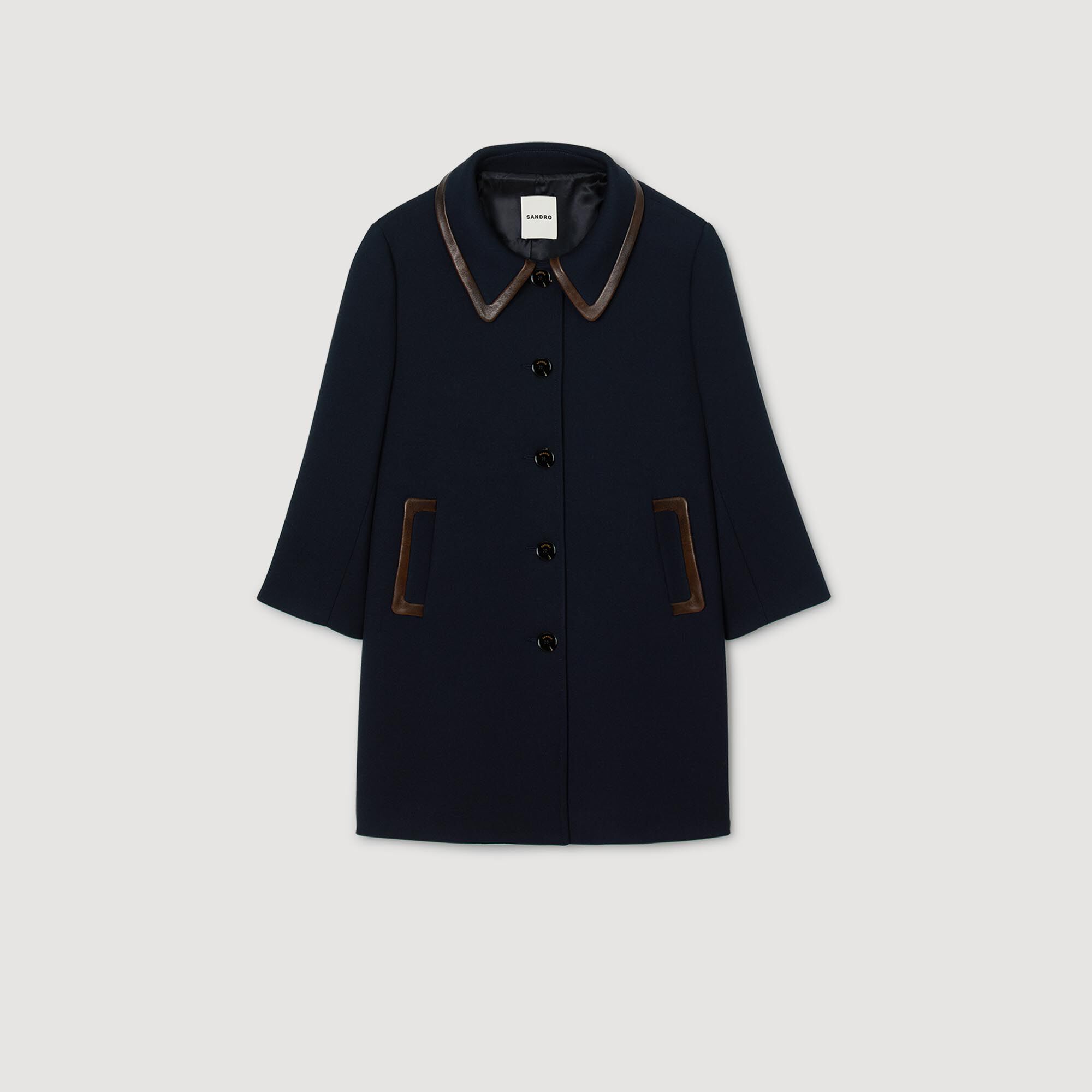 Cappotto con fasce in pelle