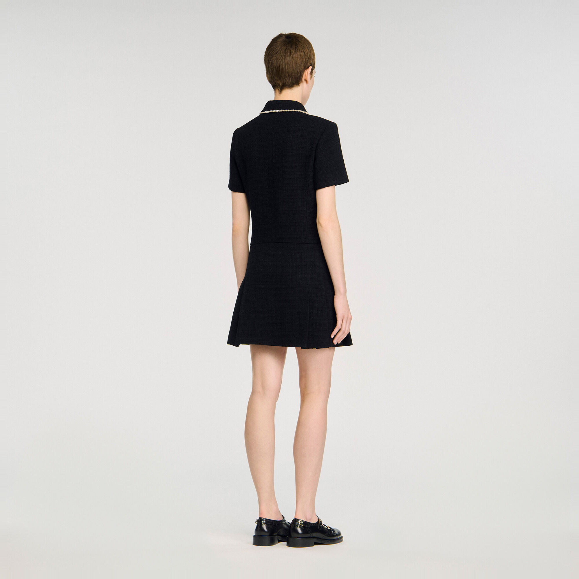 Abito corto in tweed con bottoni - Donna | Sandro