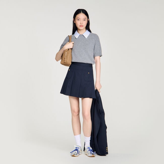 Maglia in lana con collo amovibile