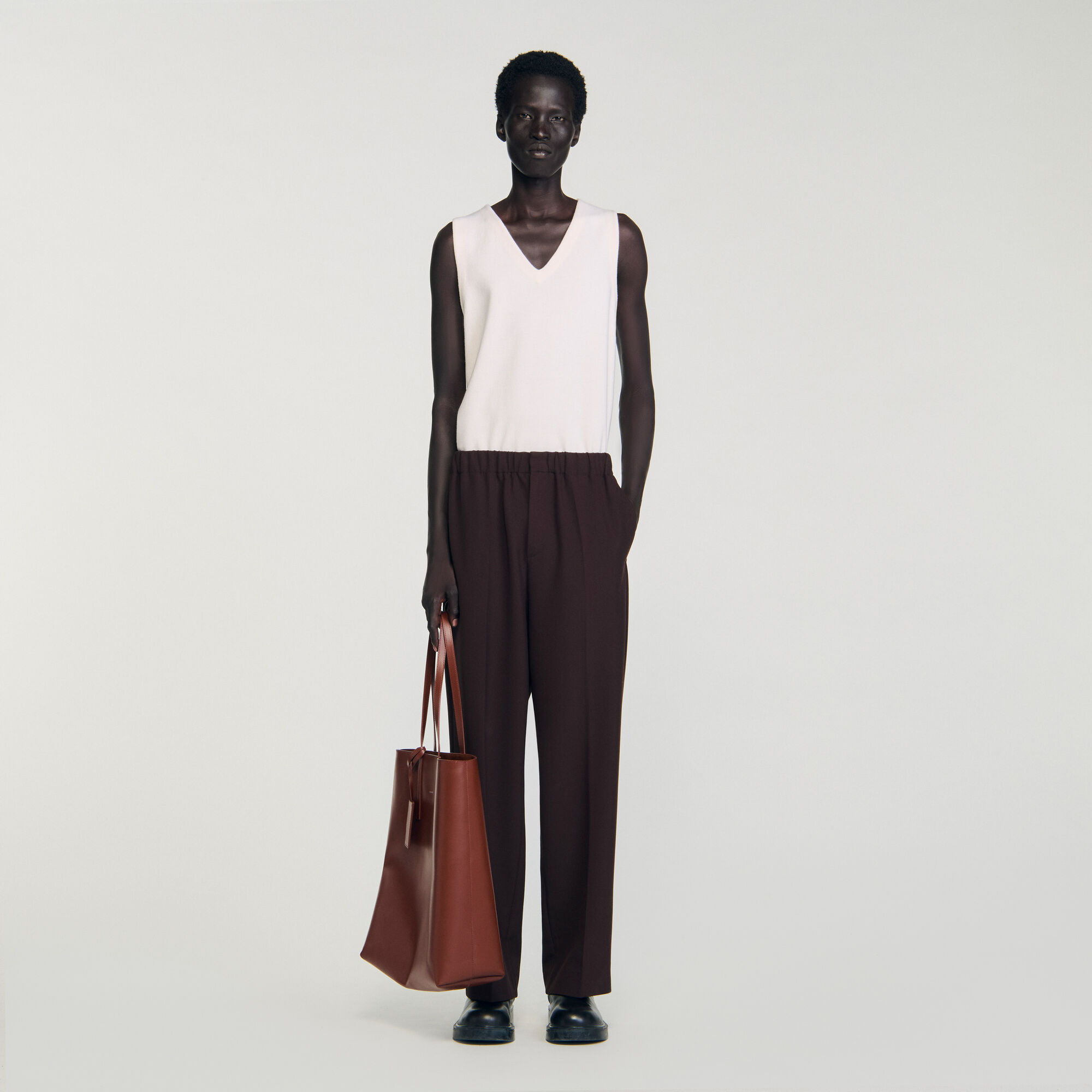 Pantaloni larghi