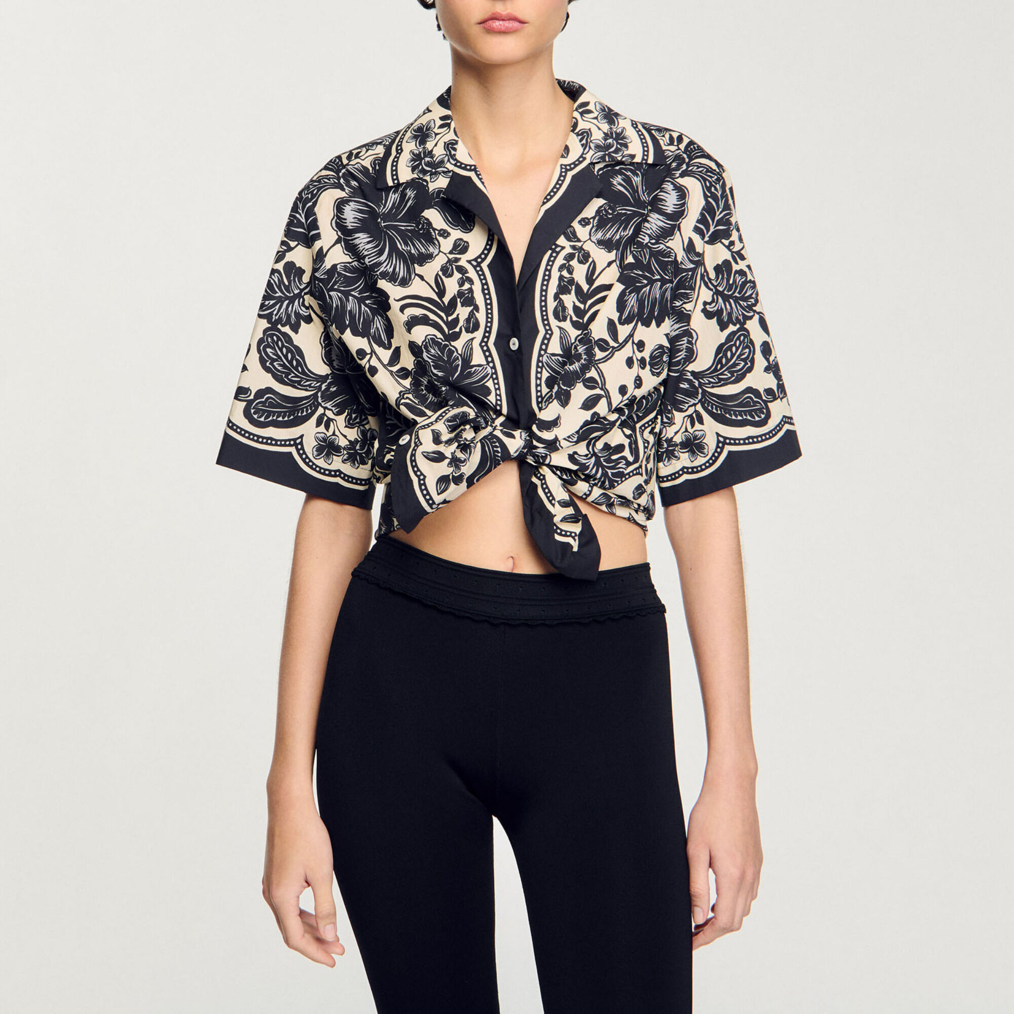 Camicia con stampa a fiori