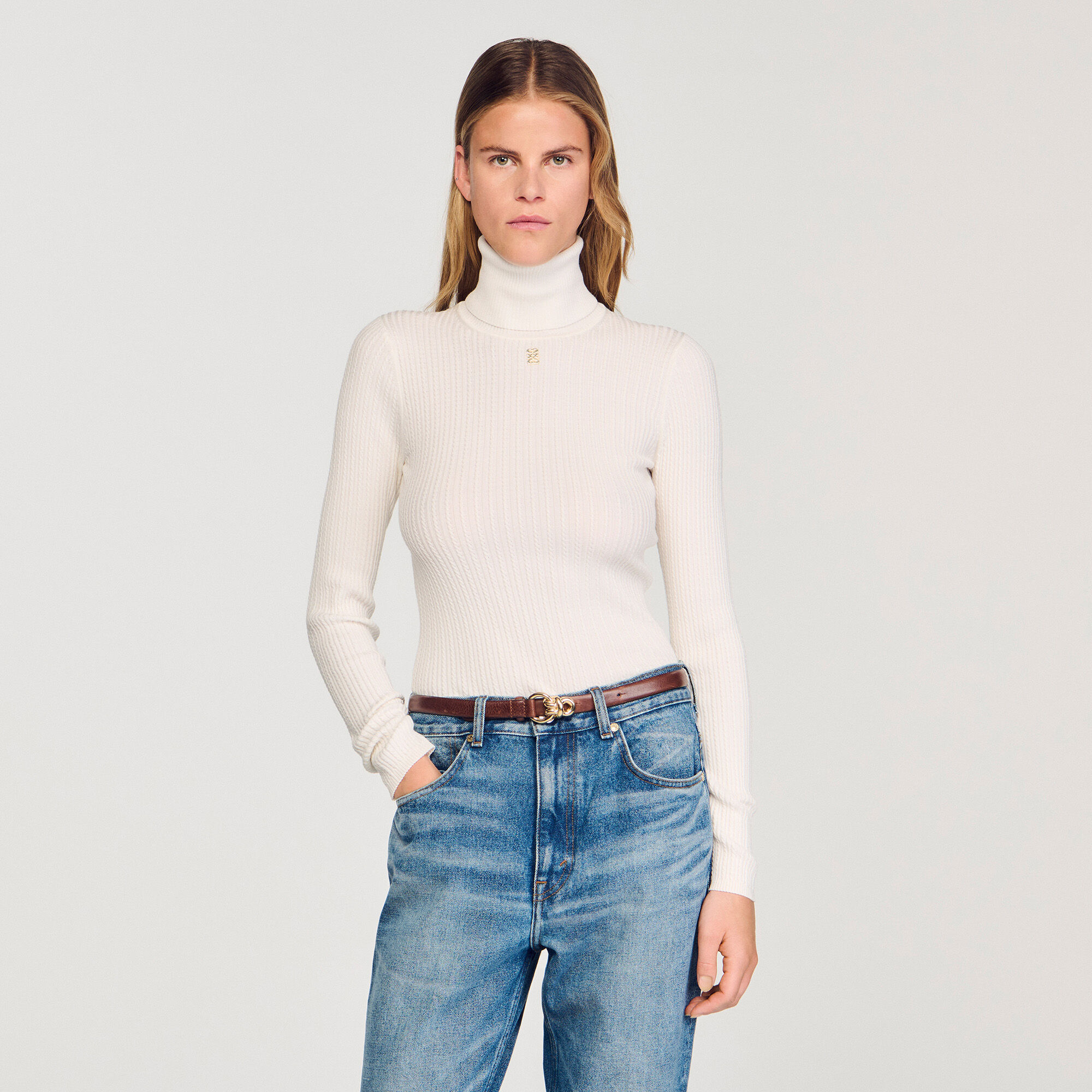 Maglione con collo alto