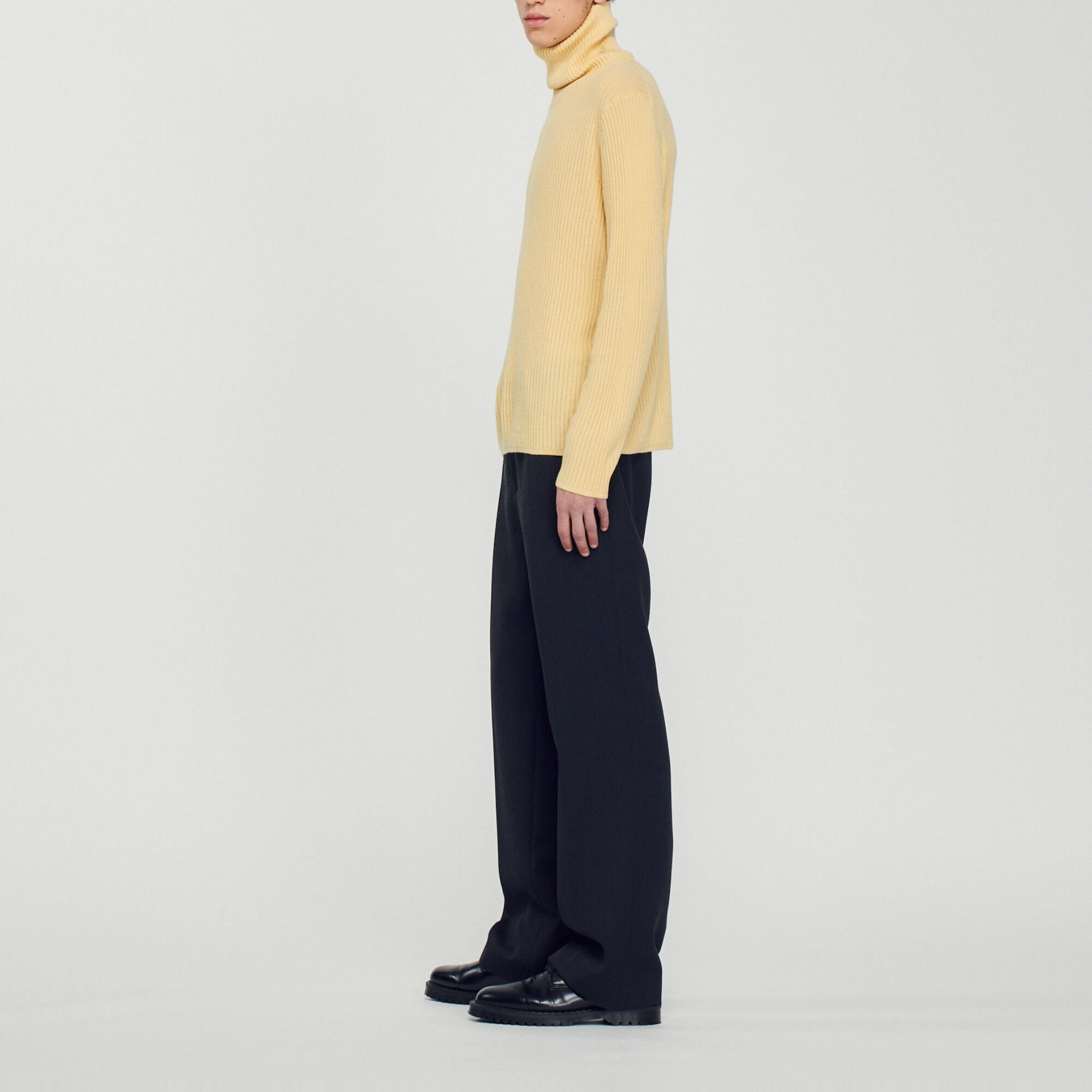 Pullover a collo alto