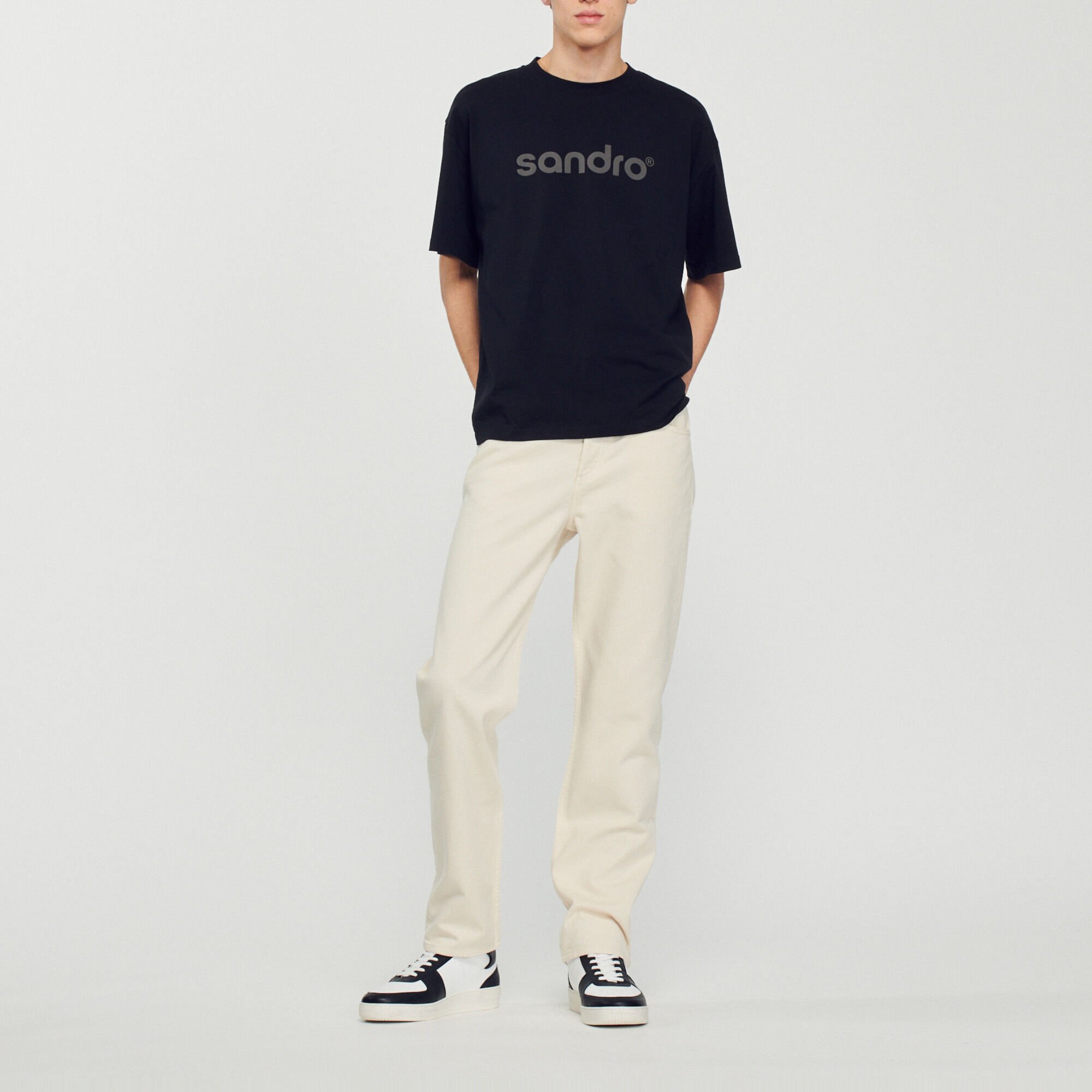 T-shirt oversize con logo