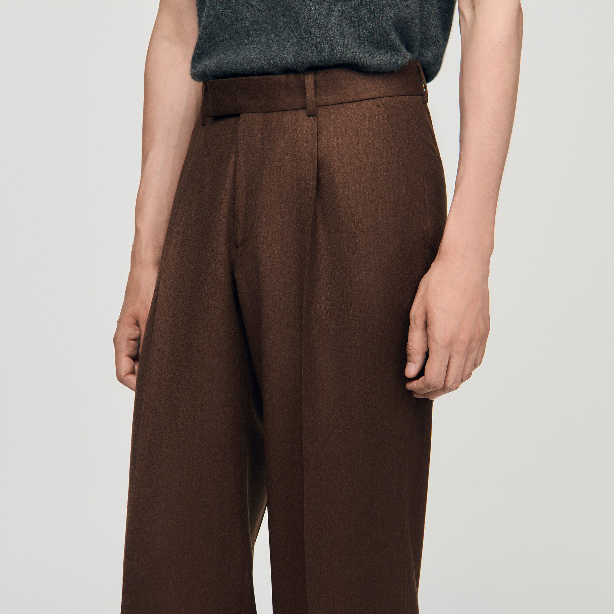 Pantaloni larghi in lana