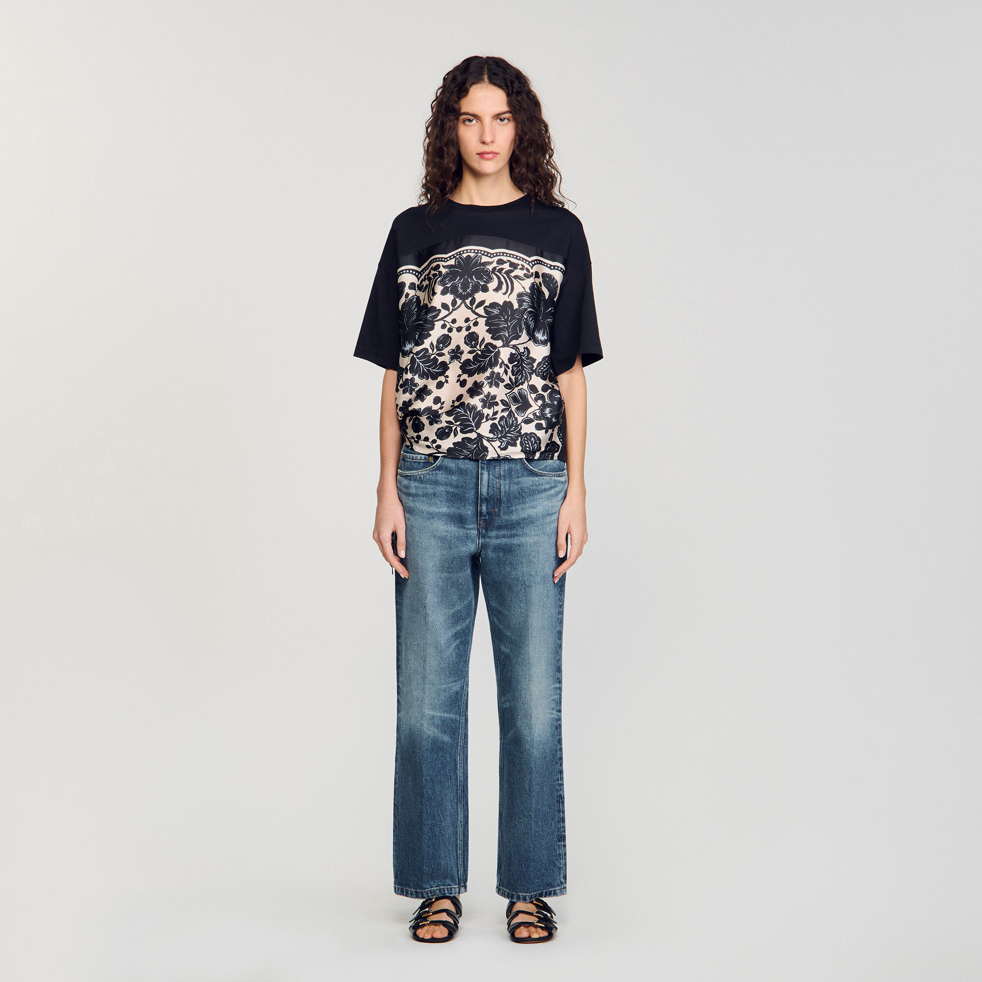 T-shirt con stampa a fiori