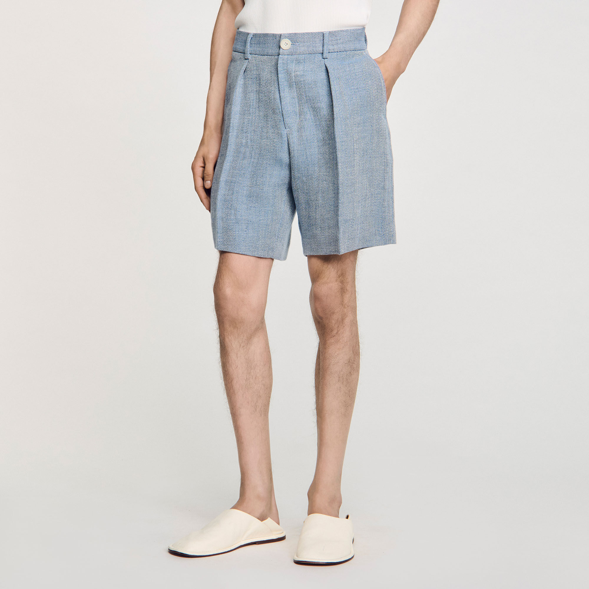 Shorts con piega