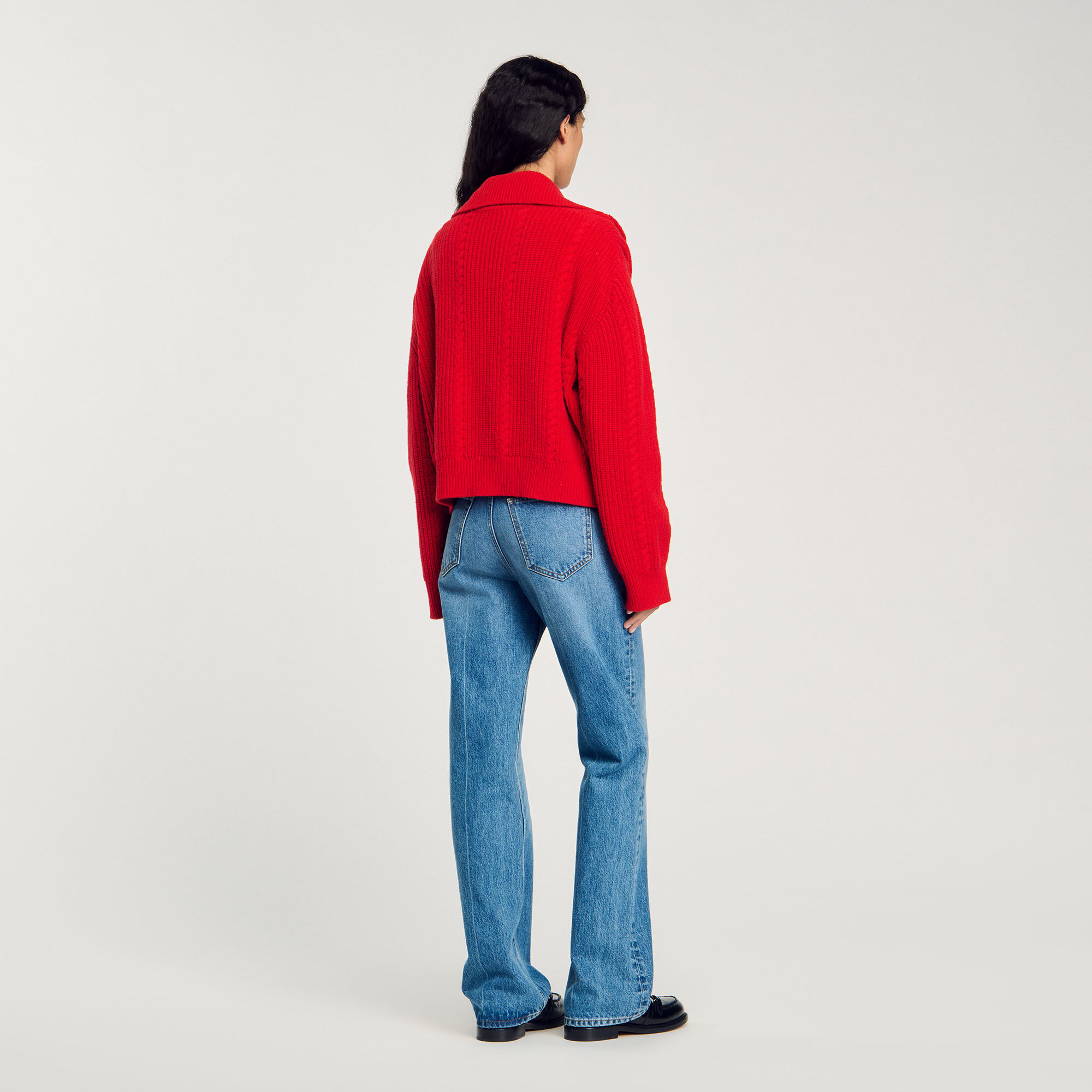 Maglione con colletto con bottoni