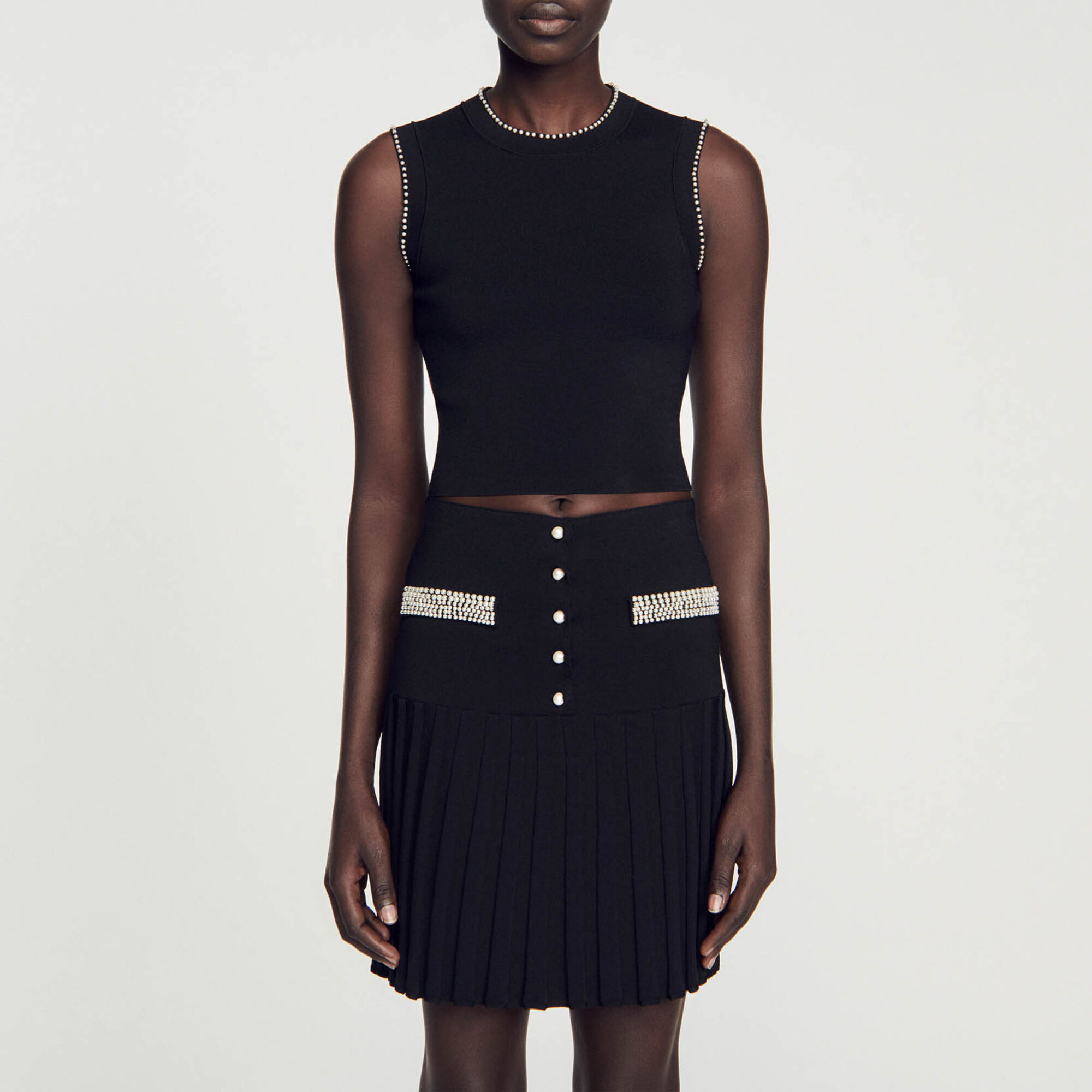 Gonna corta arricchita da perline