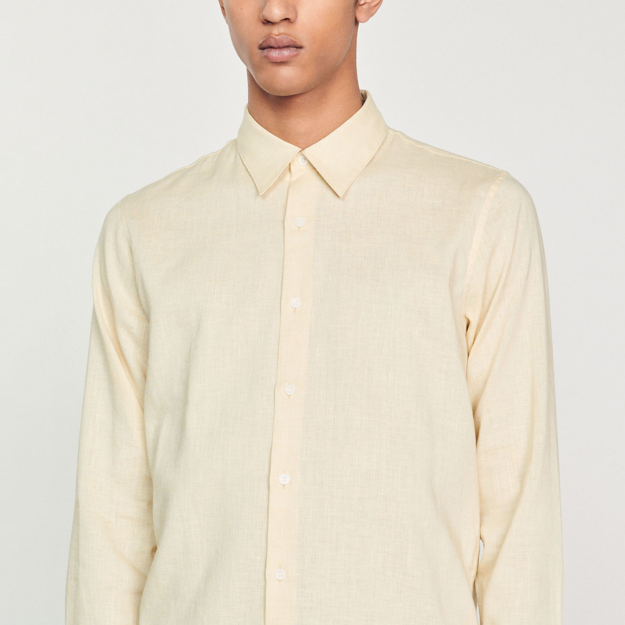 Camicia dalla linea classica