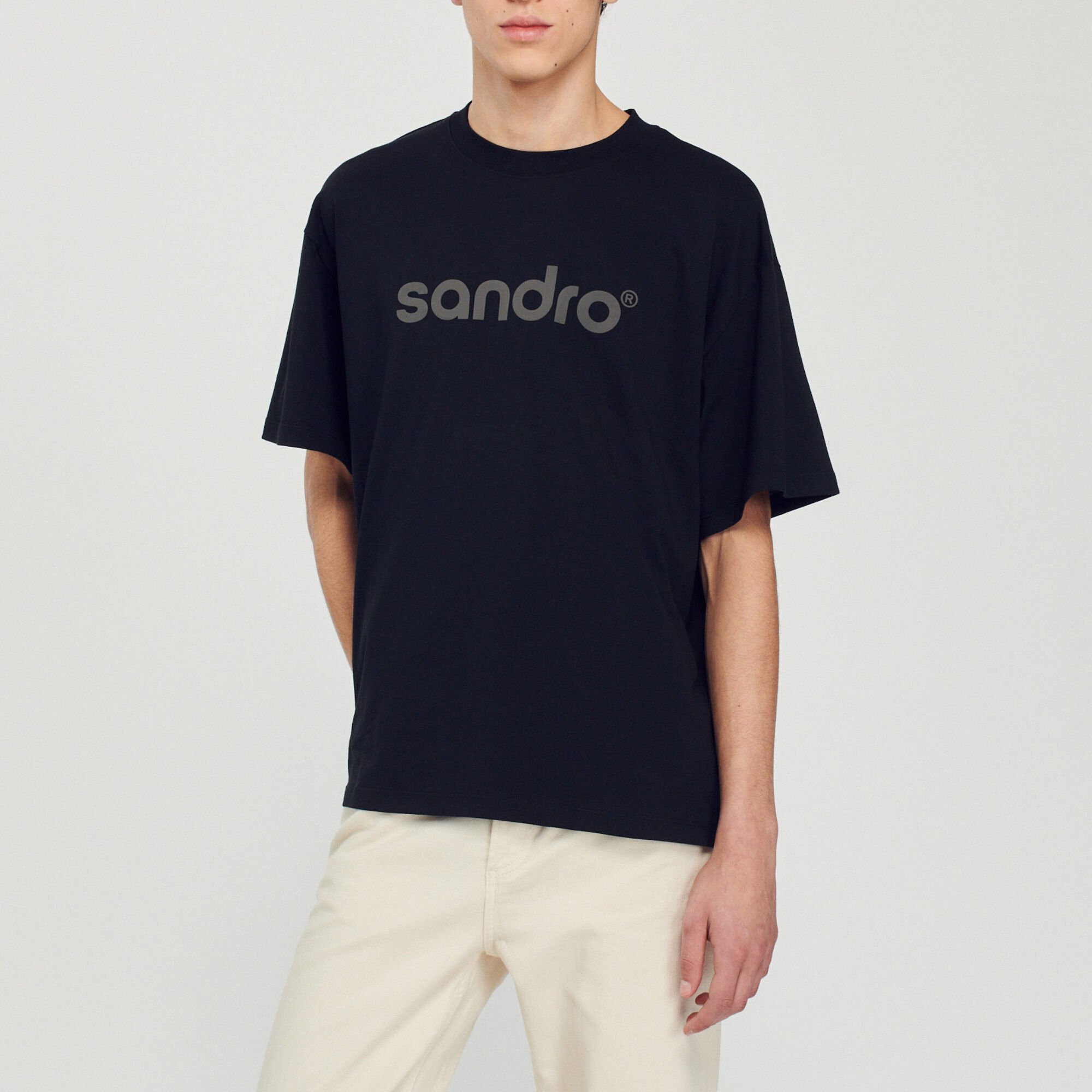 T-shirt oversize con logo