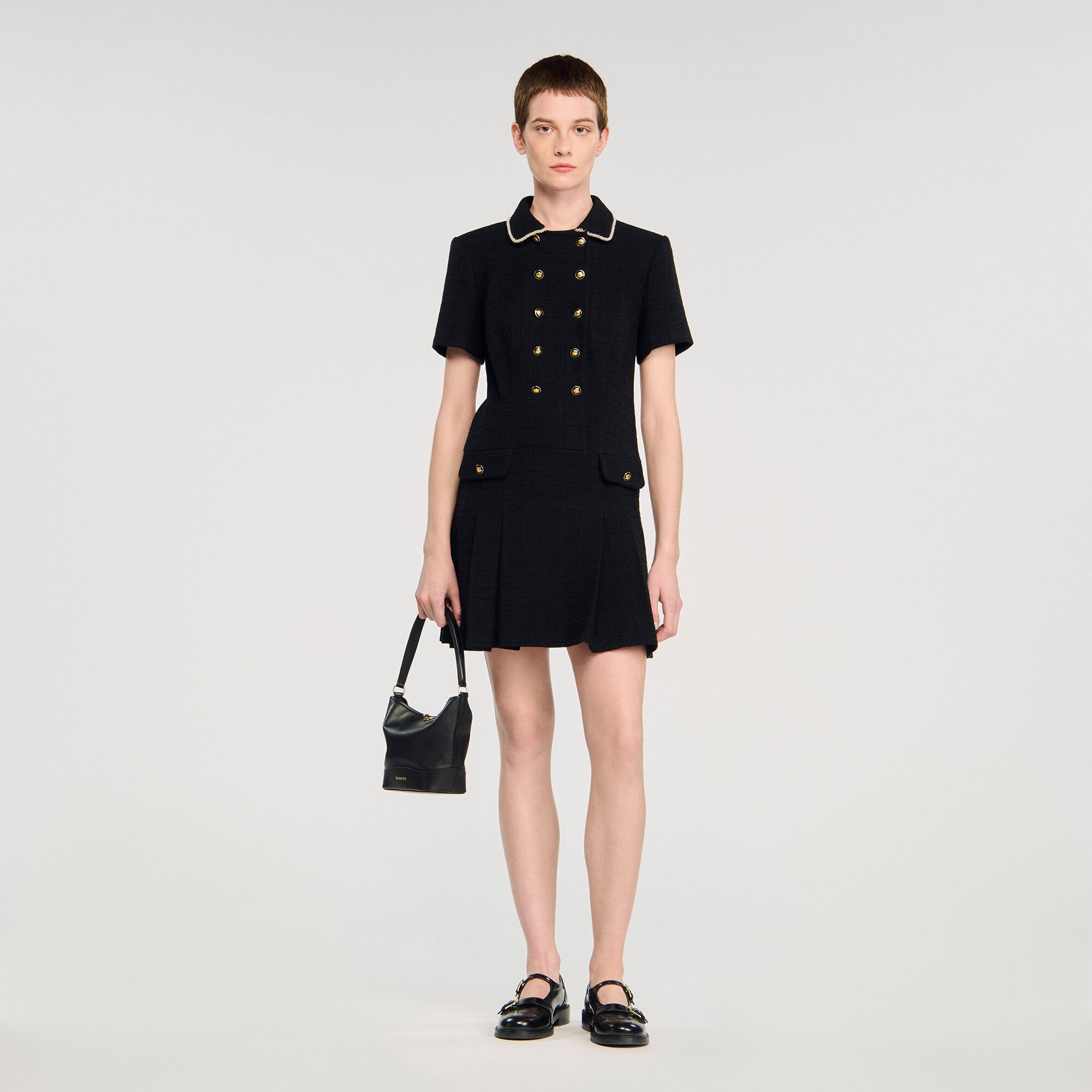 Abito corto in tweed con bottoni