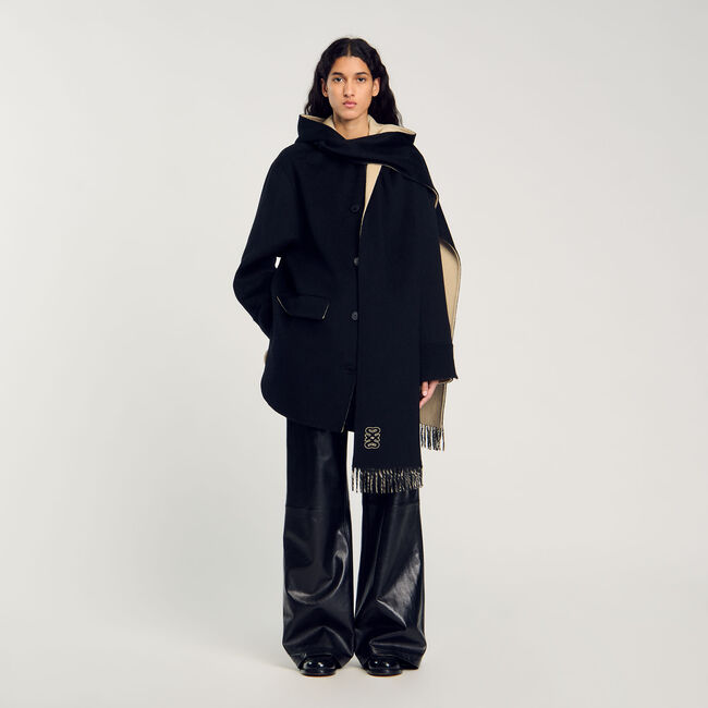 Cappotto in lana con sciarpa