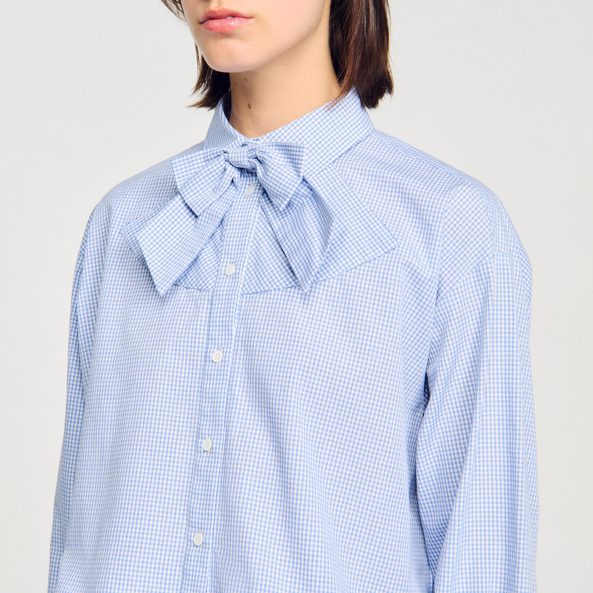 Camicia con colletto a nodo