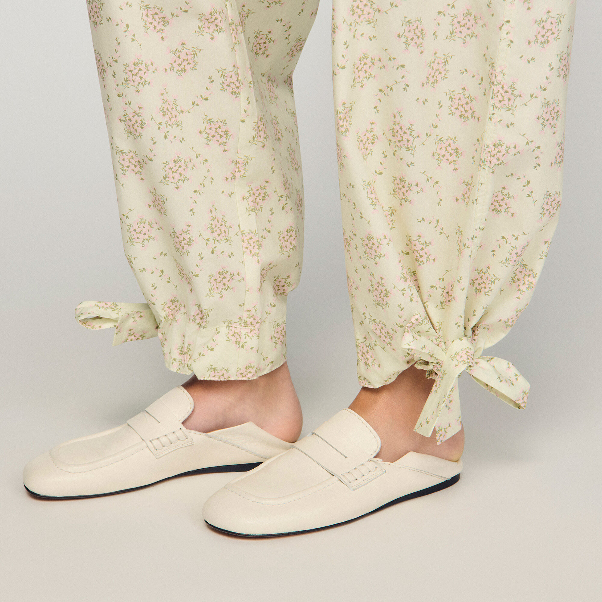 Pantaloni larghi stampa a fiori