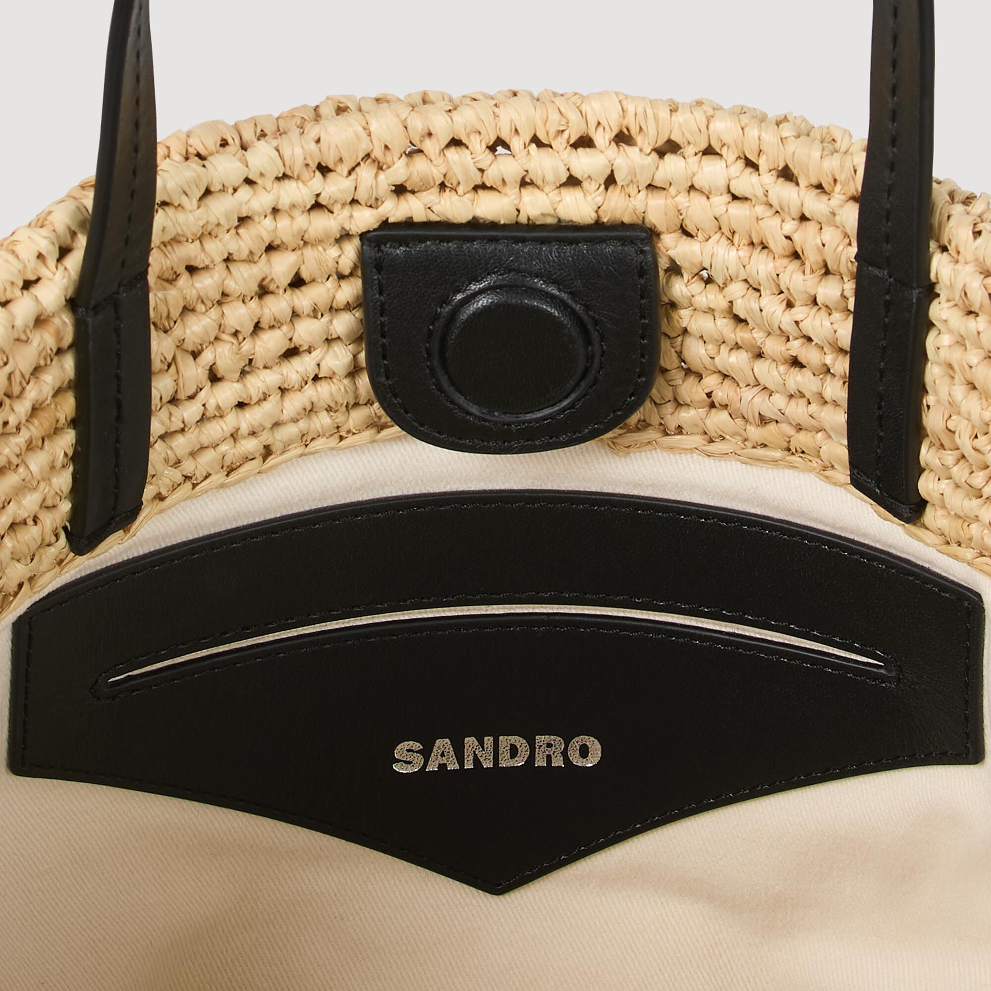 Basket bag in rafia