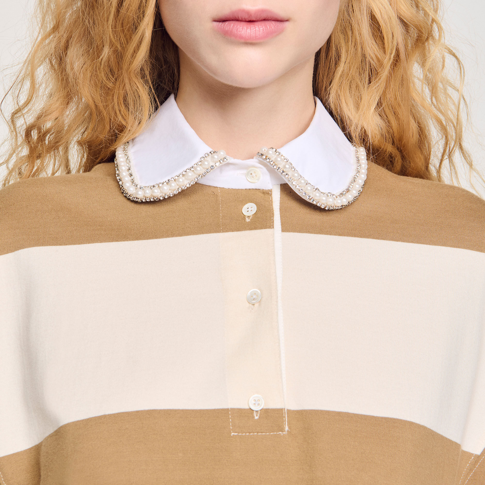T-shirt righe collo polo glitterato
