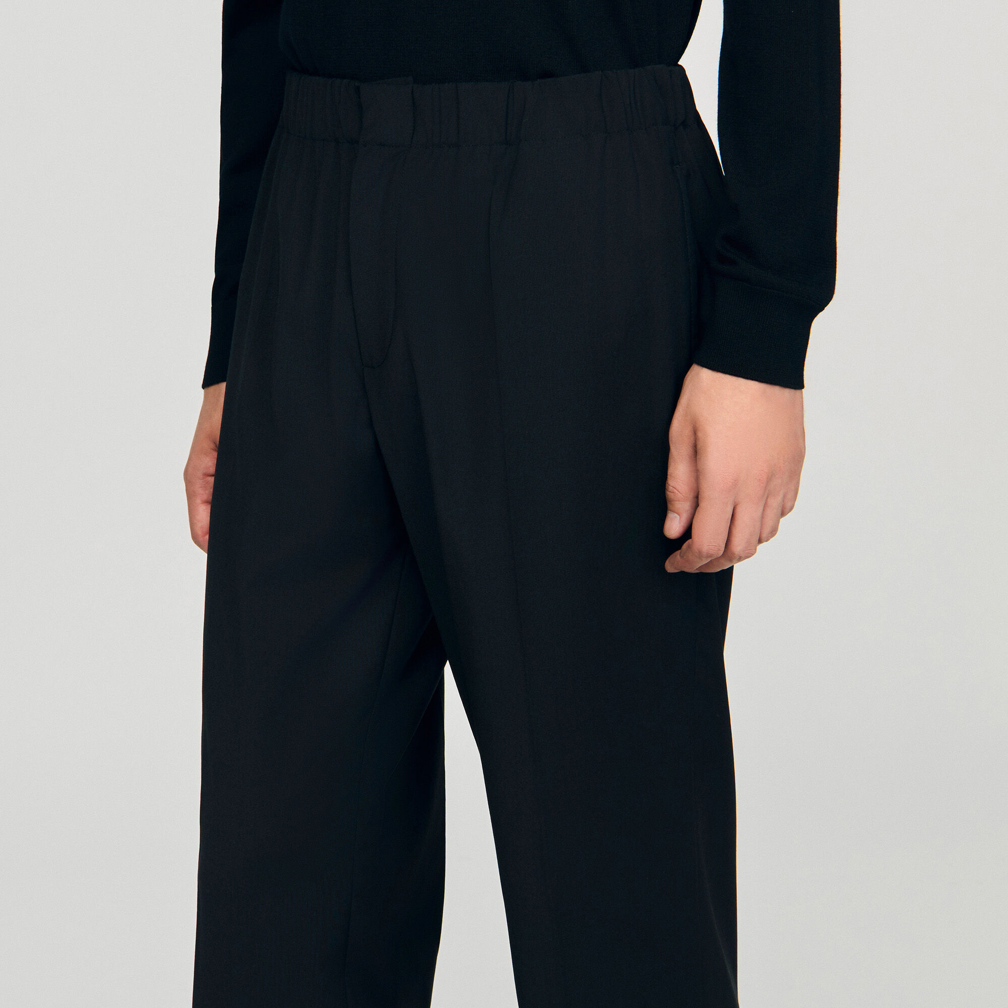 Pantaloni larghi