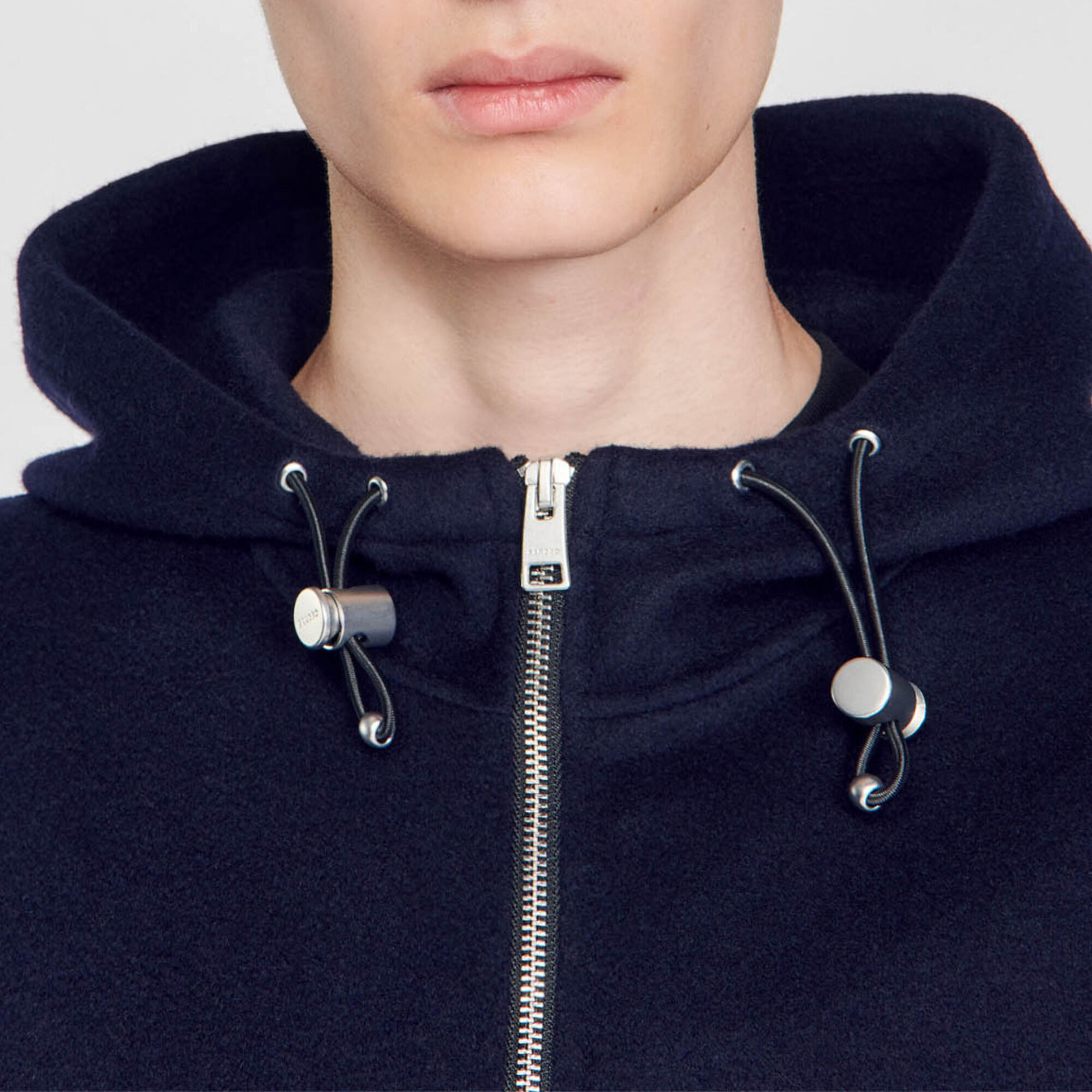 Giacca a vento con cappuccio