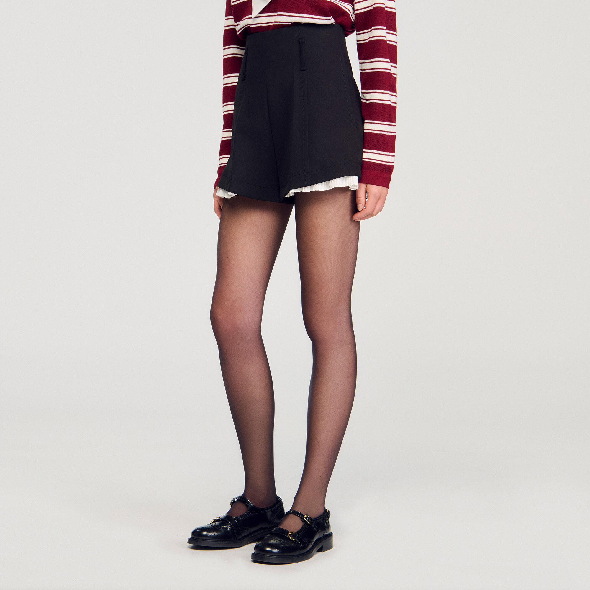 Short sartoriale con volant