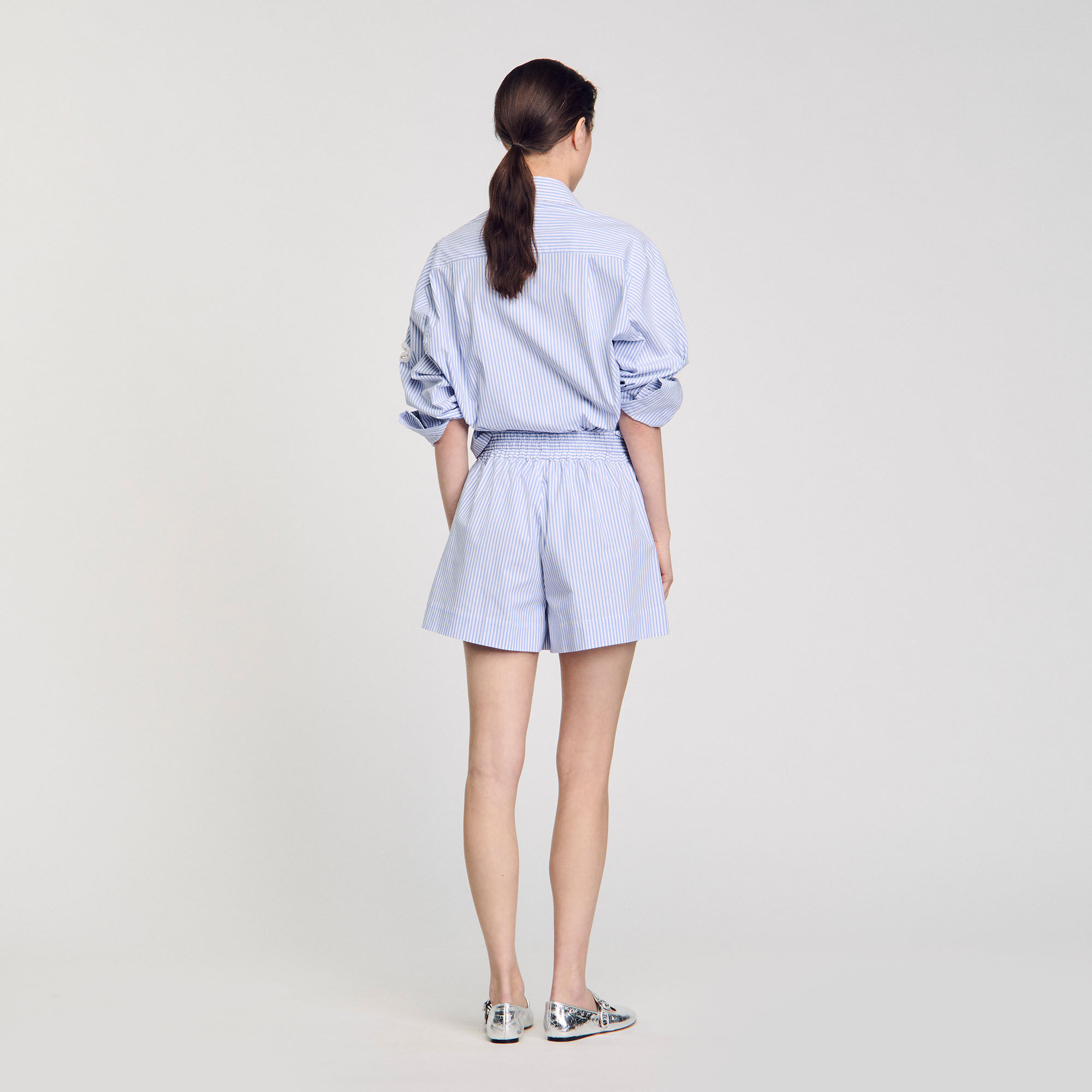 Shorts a righe dettaglio a fiore