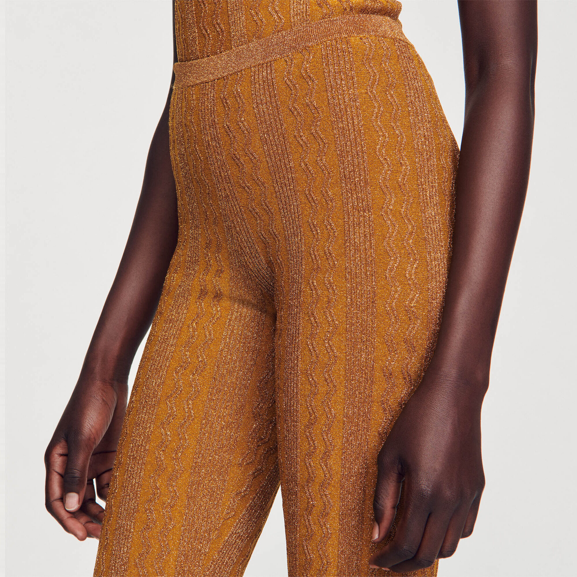 Pantaloni in maglia metallizzata