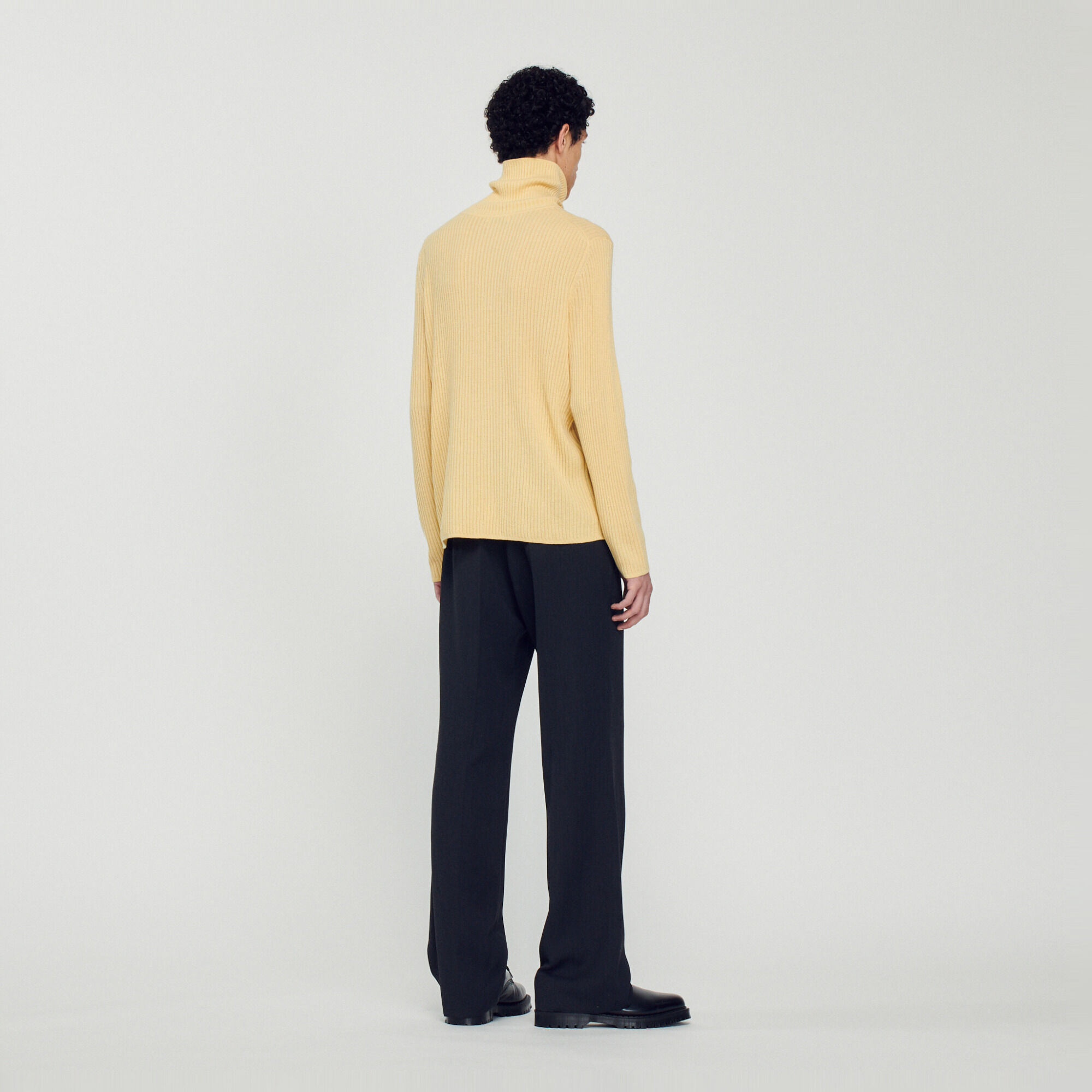 Pullover a collo alto