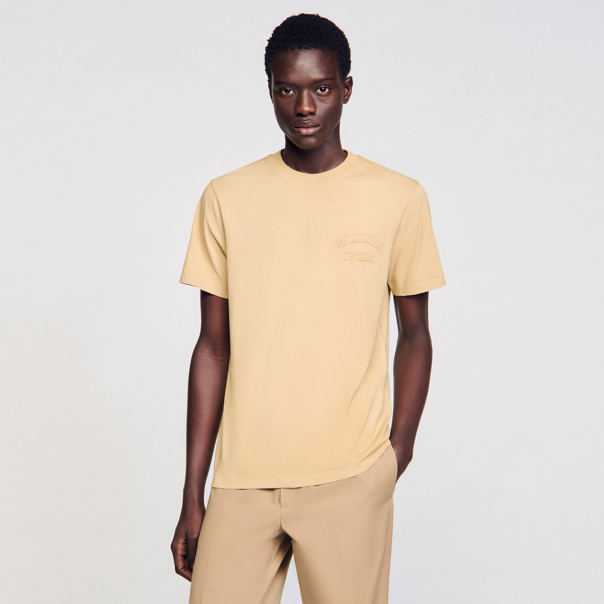 T-shirt con effetto usato