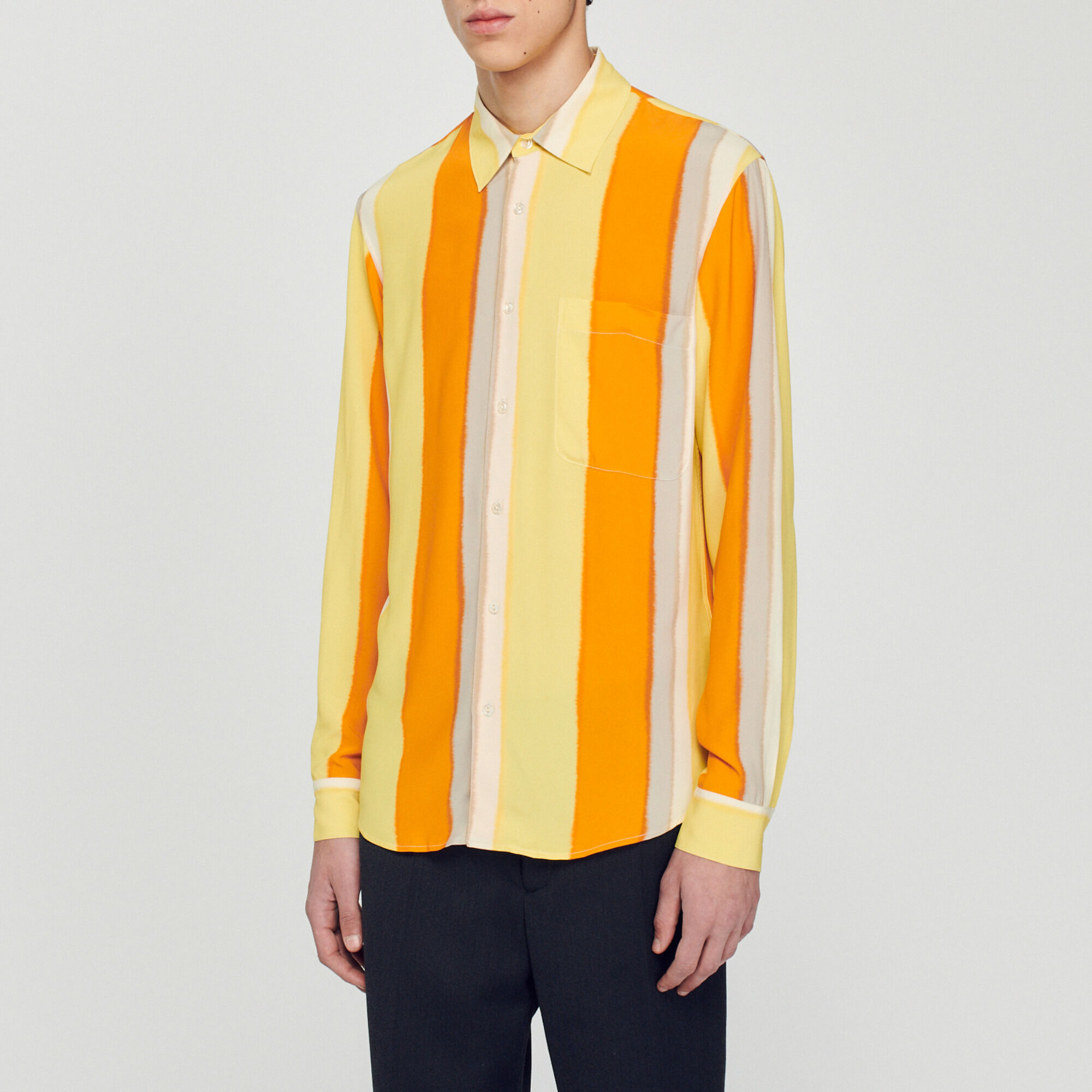 Camicia fluida a righe a maniche lunghe
