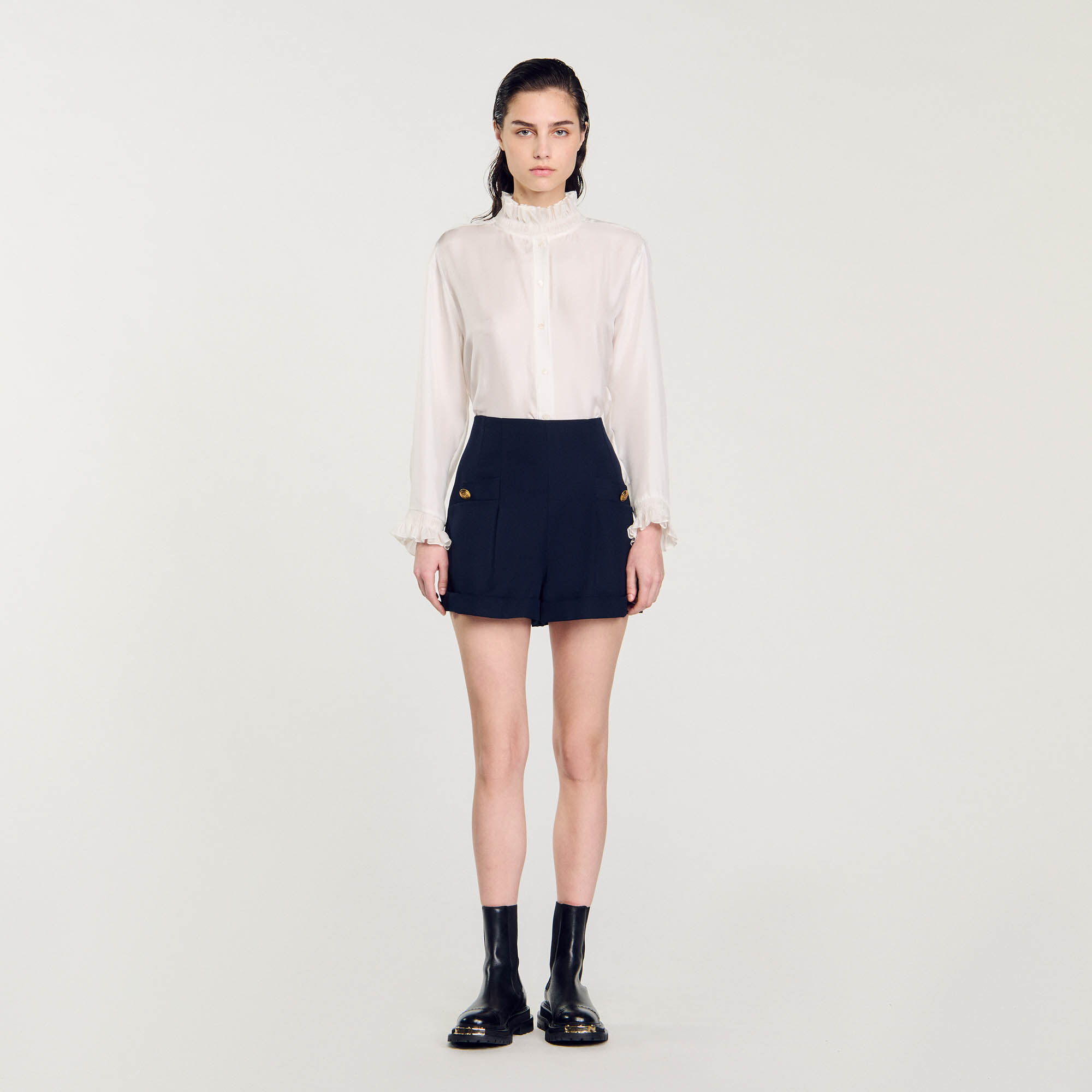 Short con risvolto