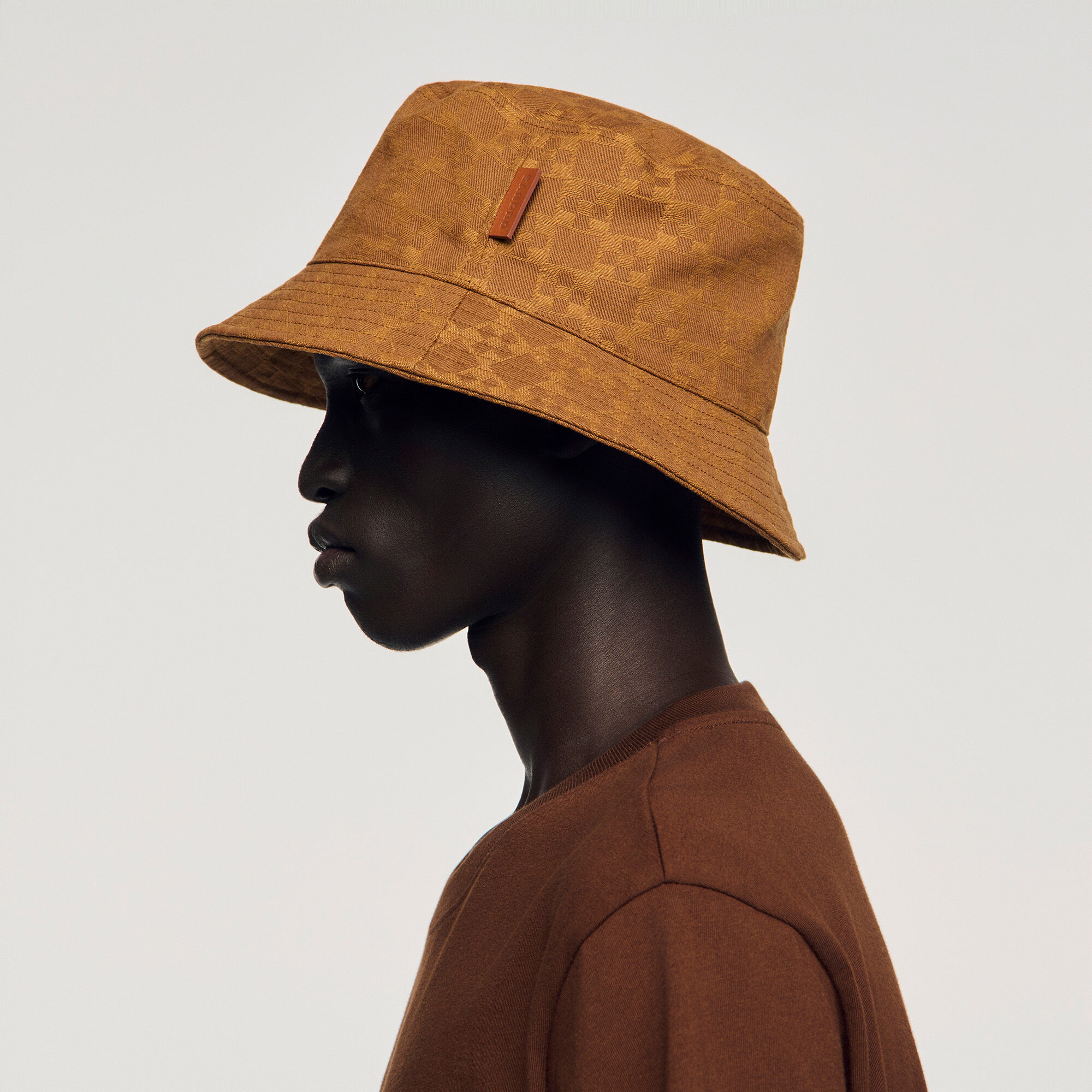 Bucket Hat in denim con patch
