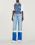 T-shirt con foulard aperta sul retro