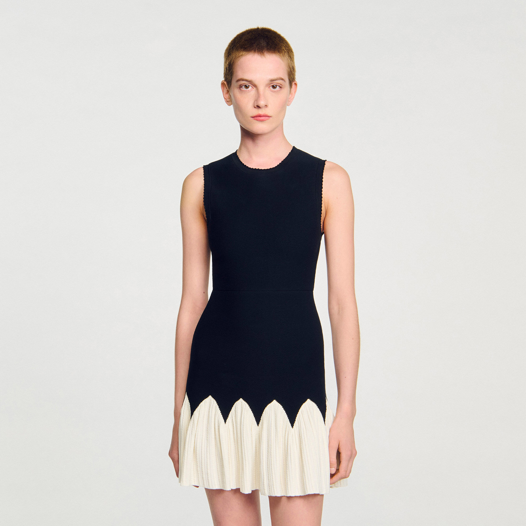 Abito corto in maglia bicolore