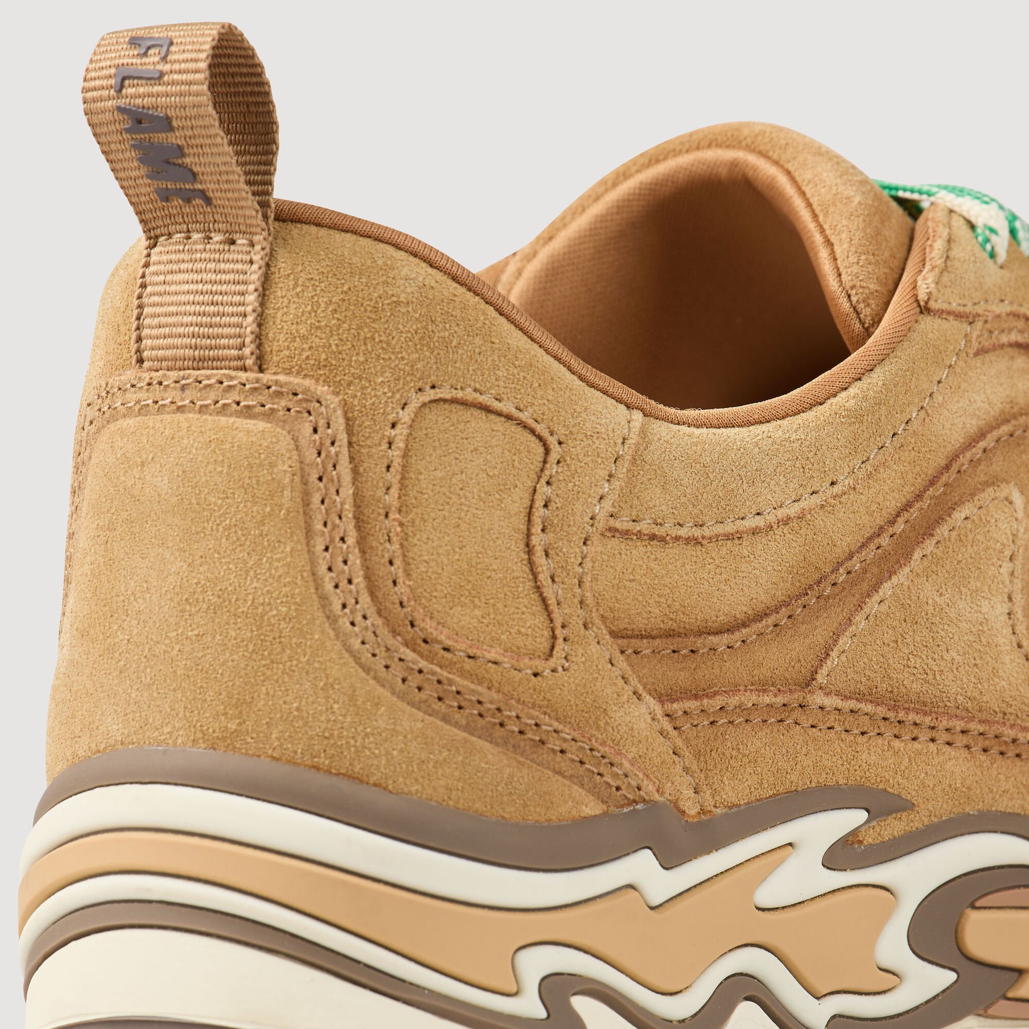 Sneakers Flame