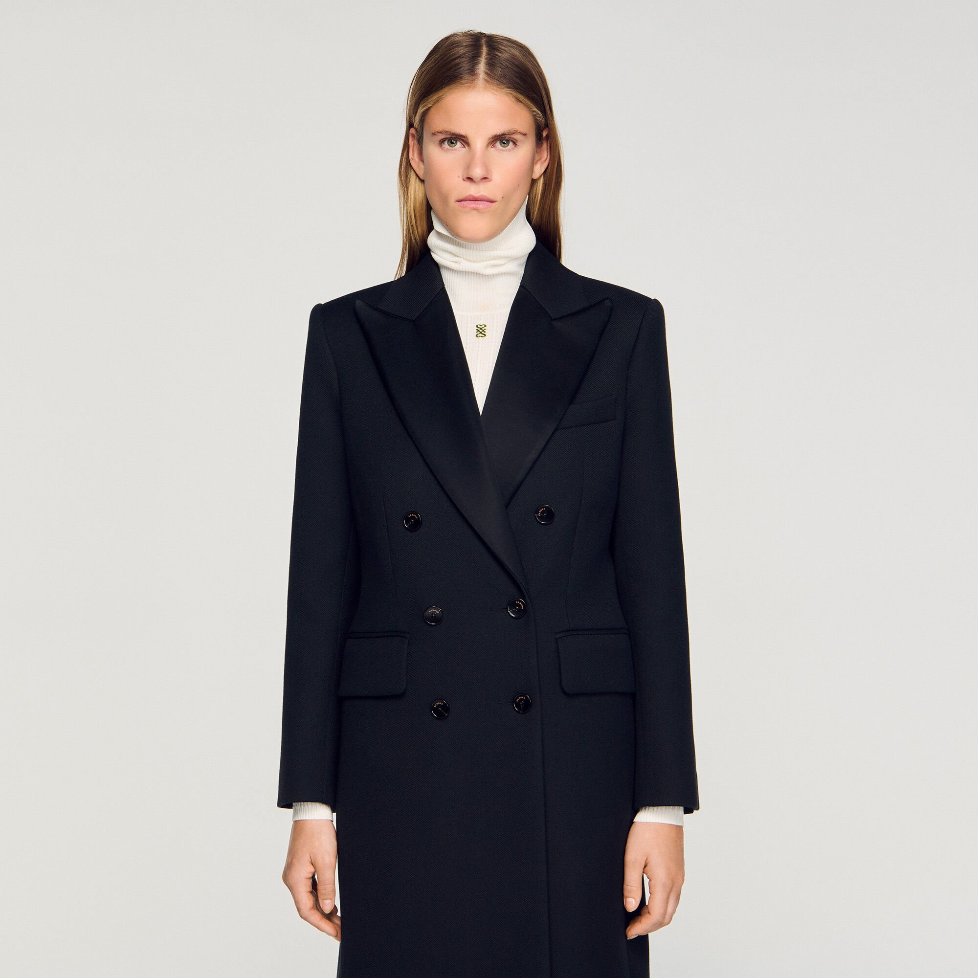 Cappotto lungo con revers satinati