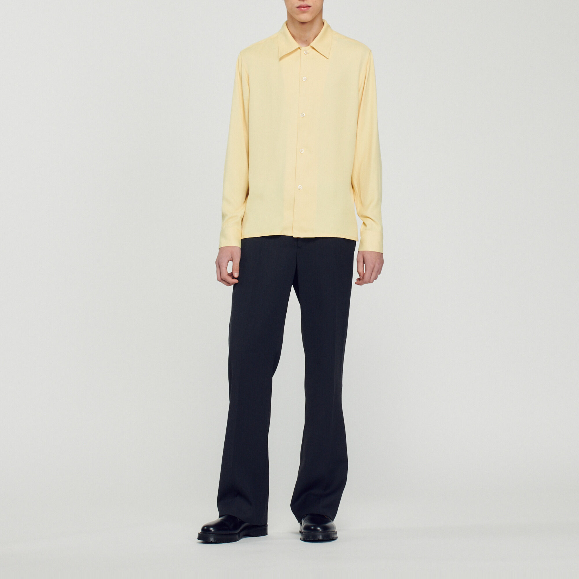 Camicia fluida con collo a pescecane