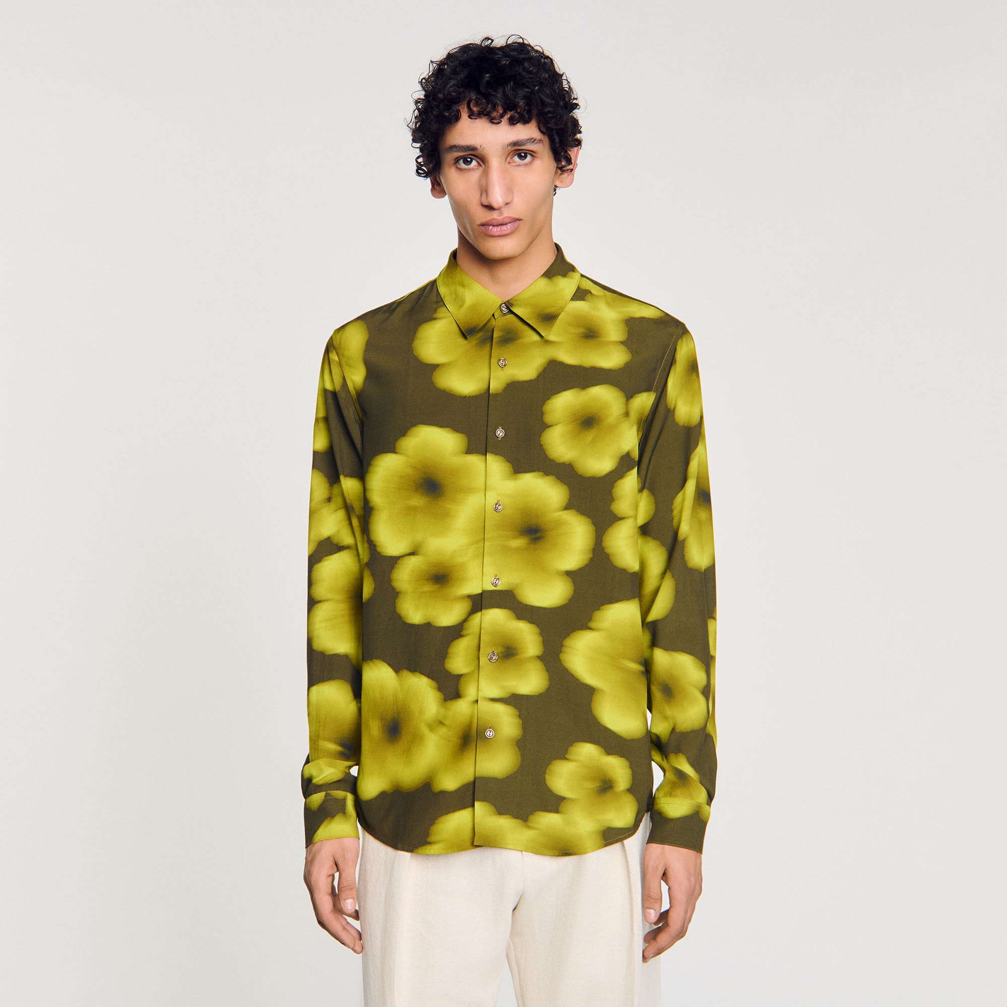 Camicia fluida con stampa a fiori