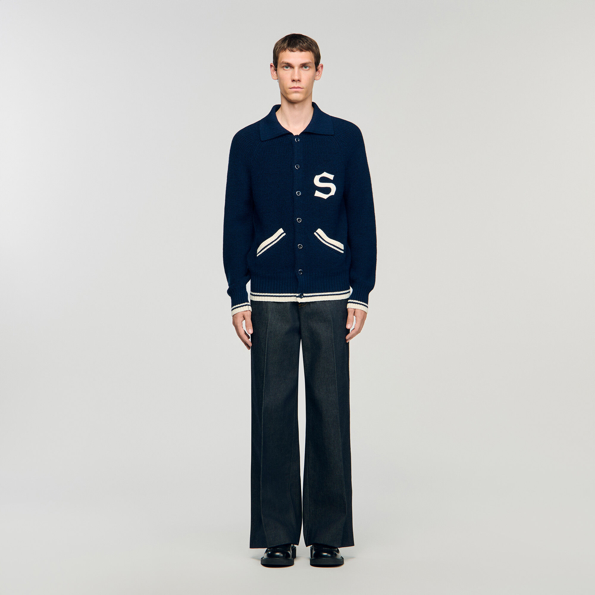 Cardigan in lana con patch S