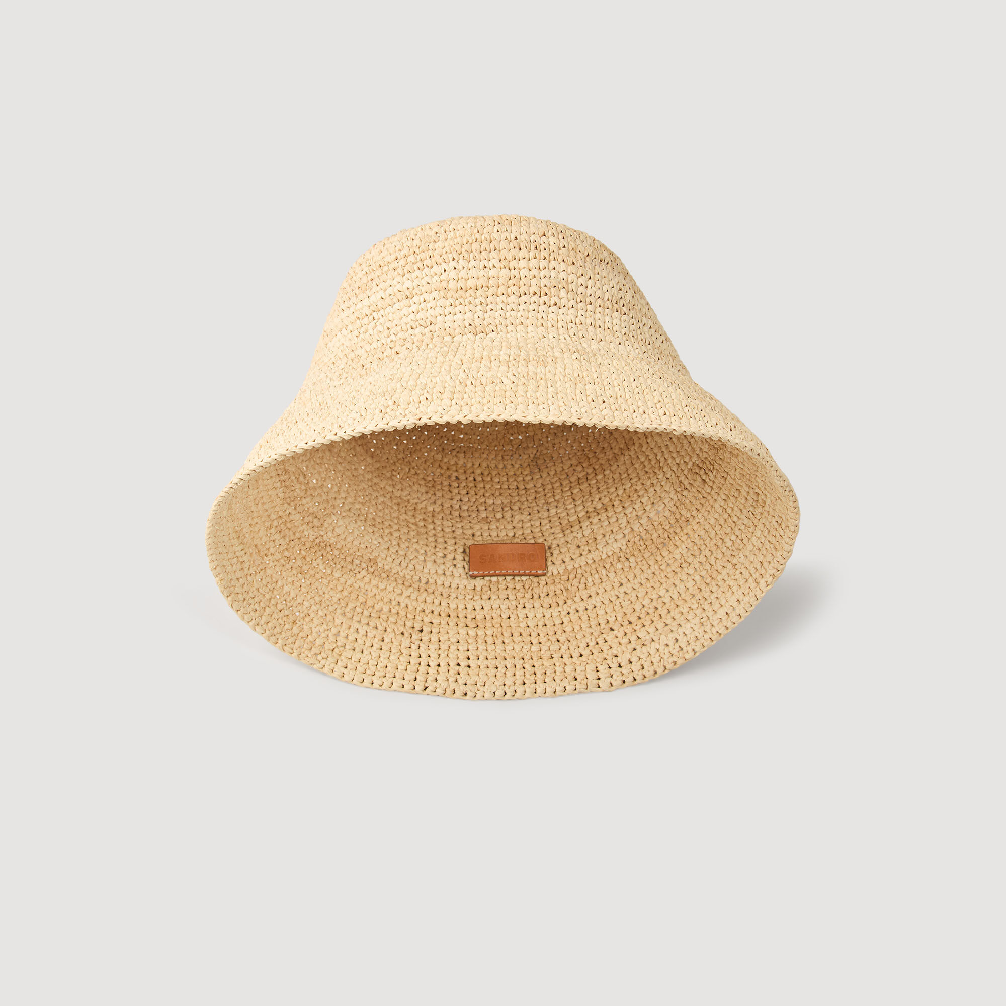 Cappello da pescatore in rafia