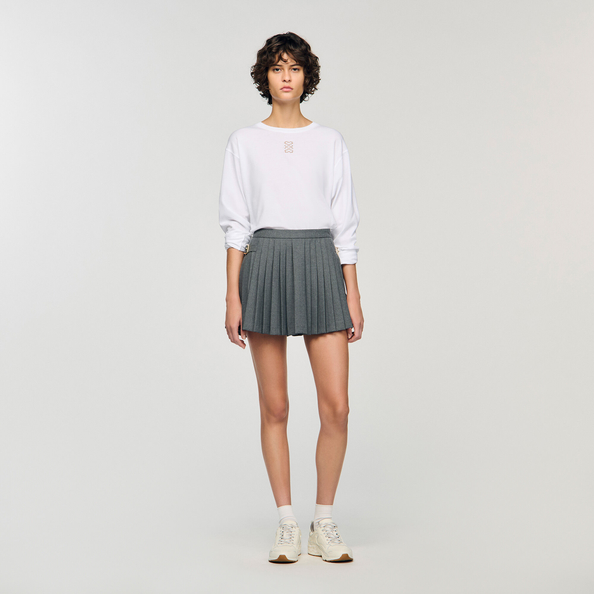 T-shirt con ricamo