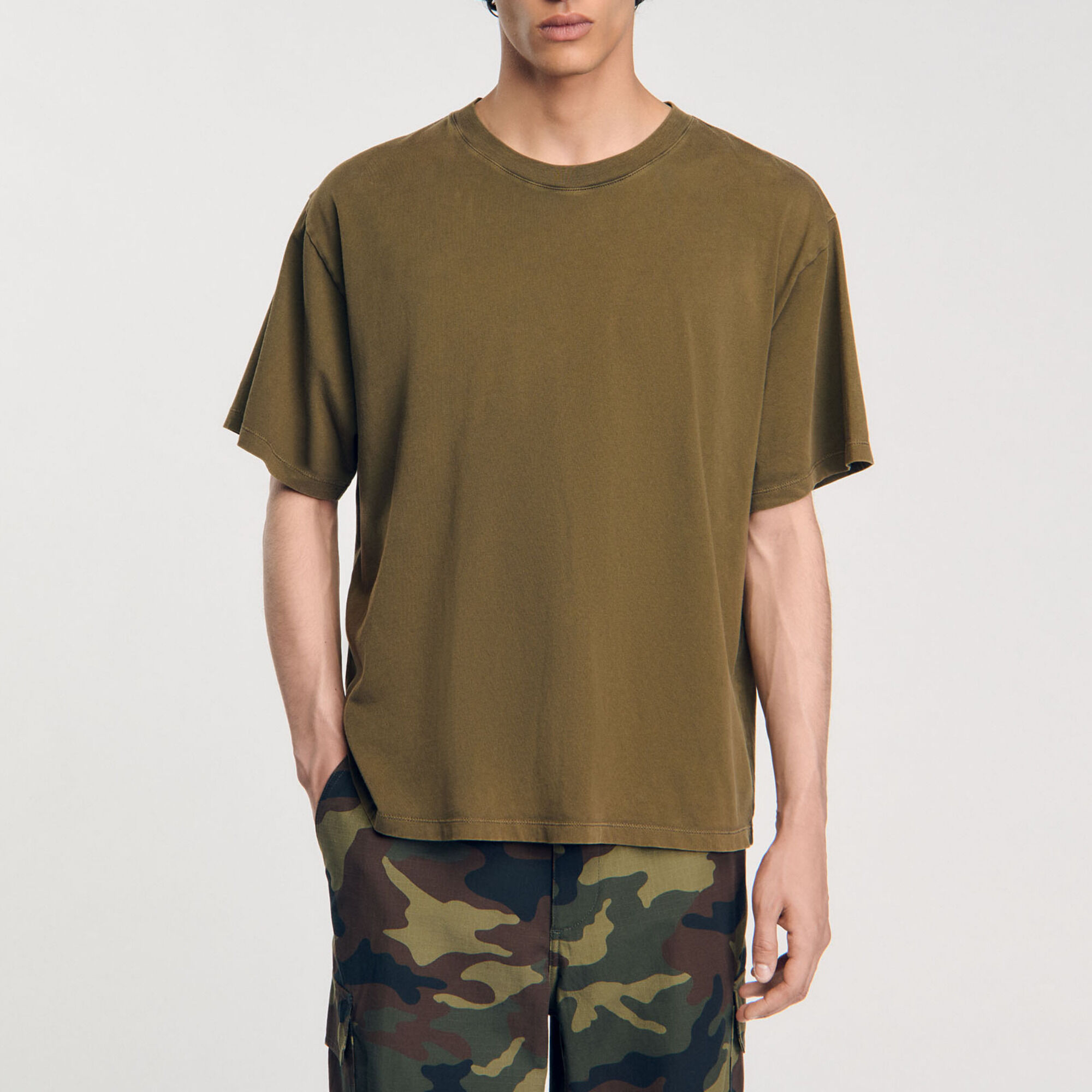 T-shirt con effetto délavé