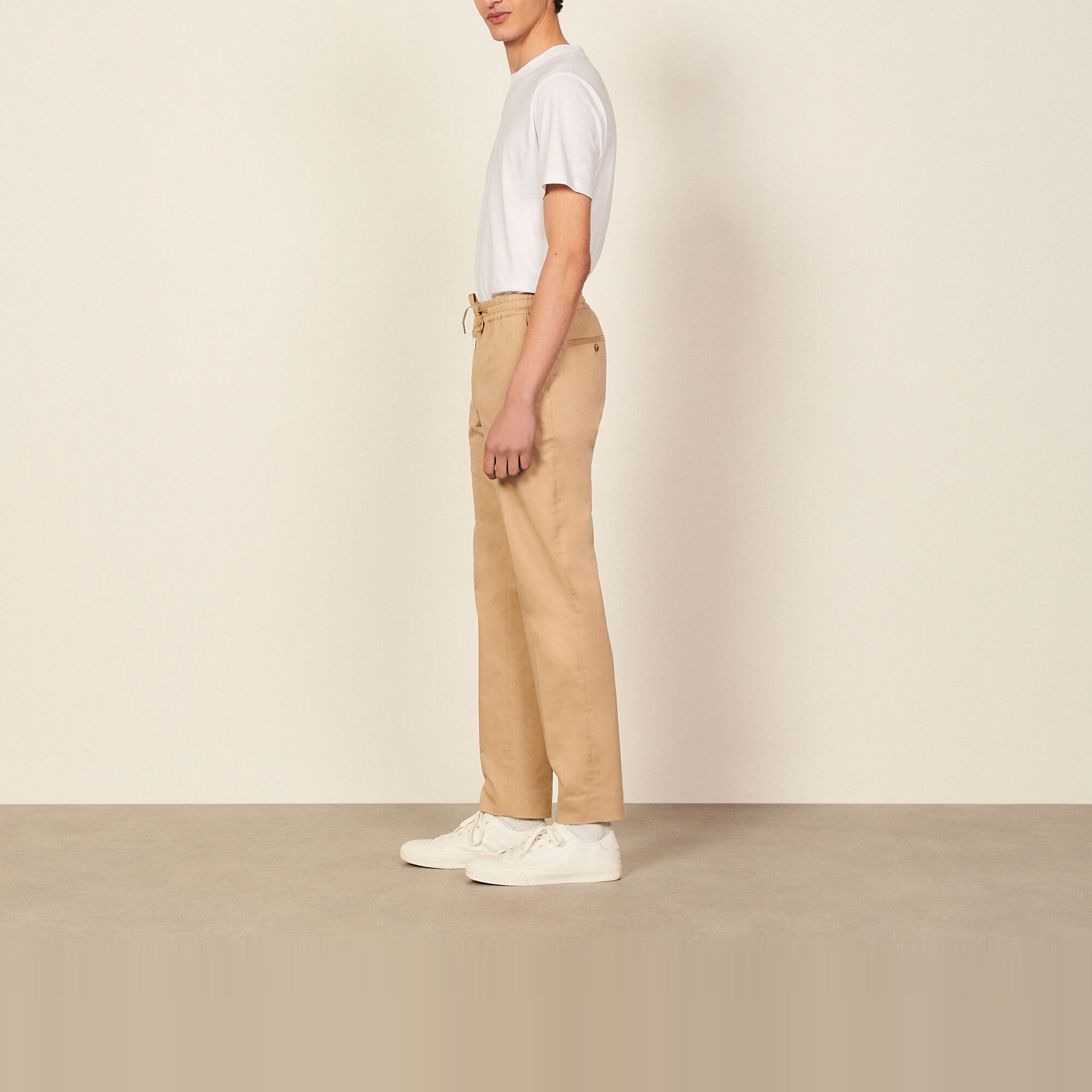 Pantaloni carrot in cotone