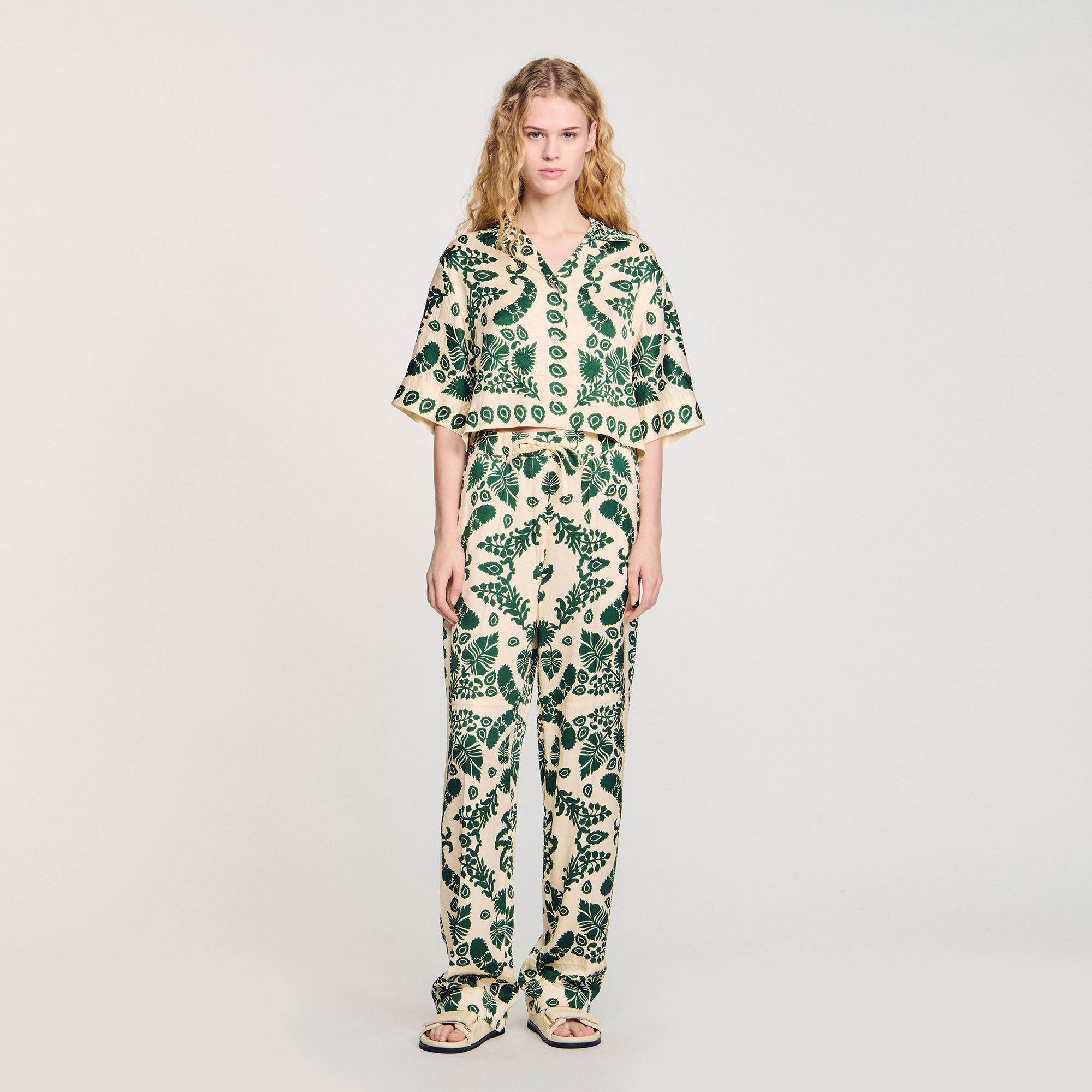 Pantaloni con stampa a fiori