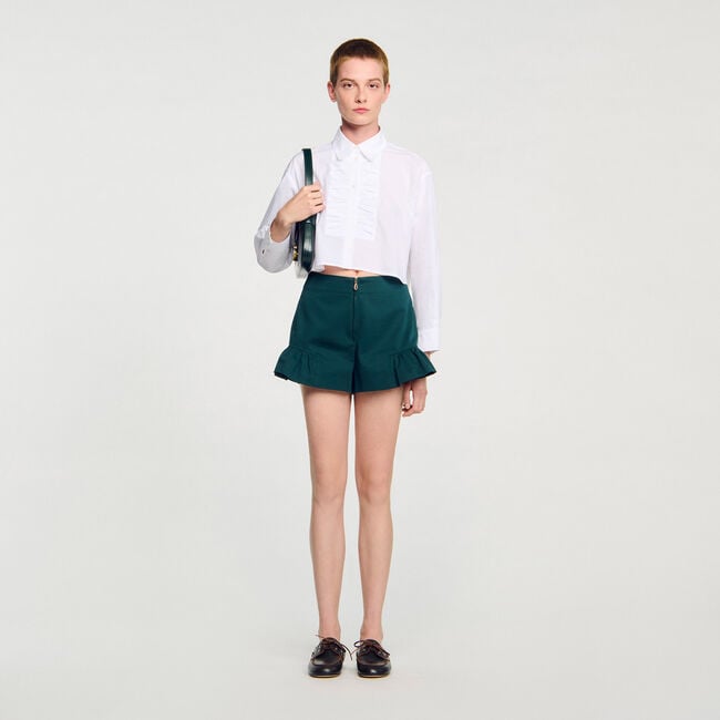 Shorts con volant