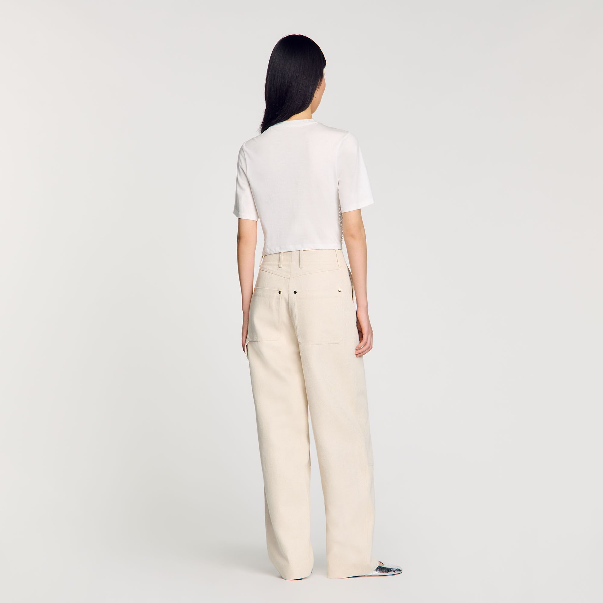 T-shirt cropped con perline