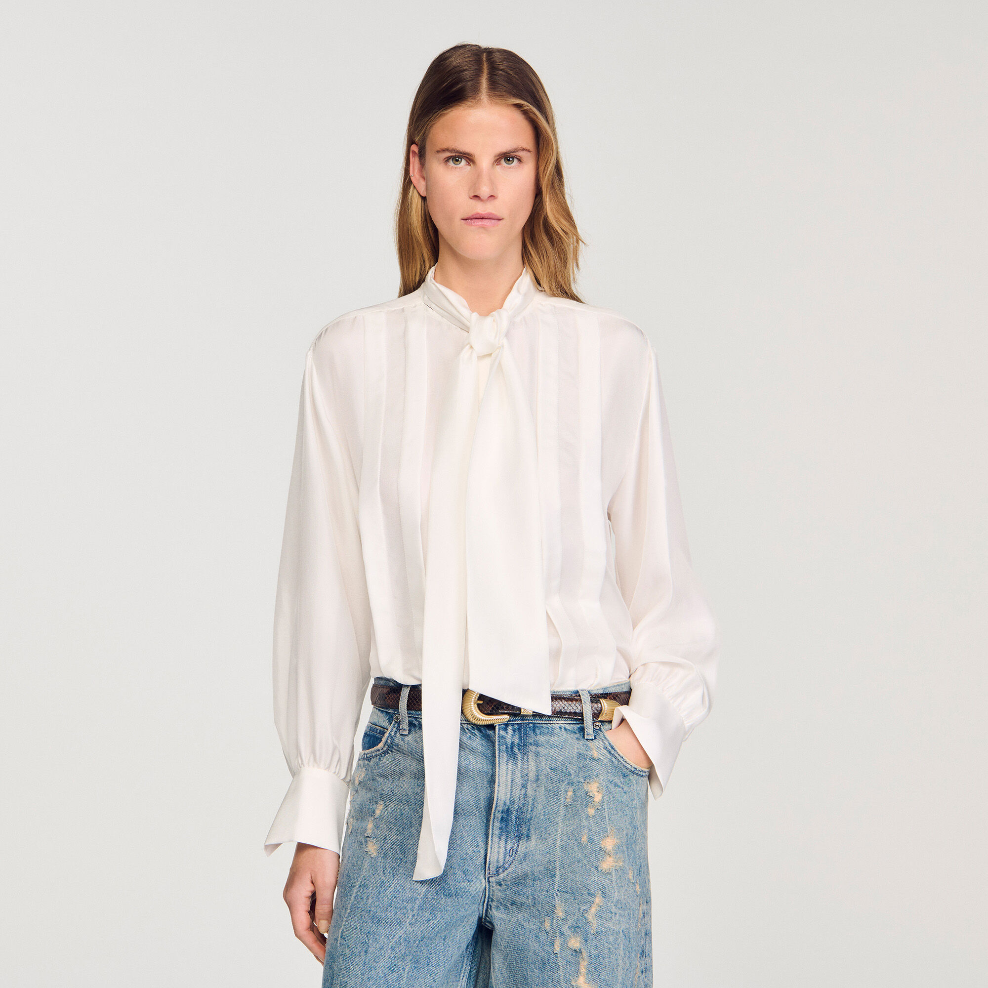 Camicia in seta con lavallière