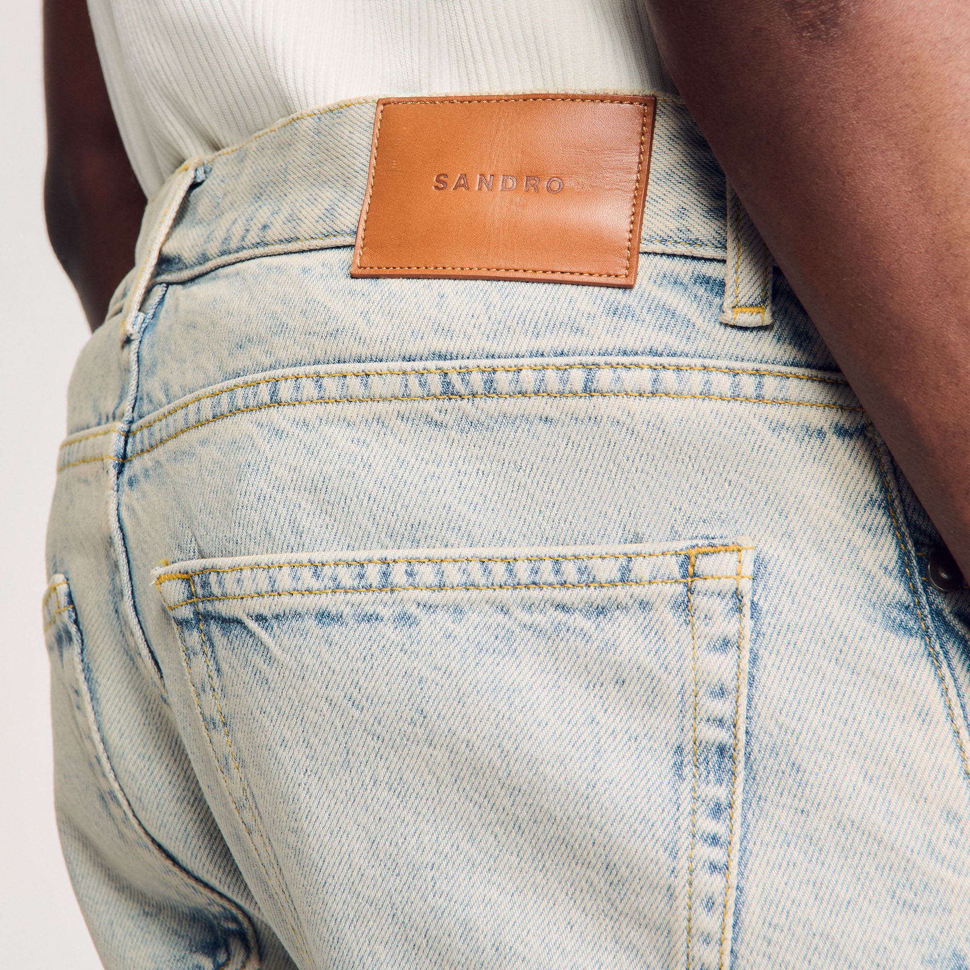 Jeans regular délavé