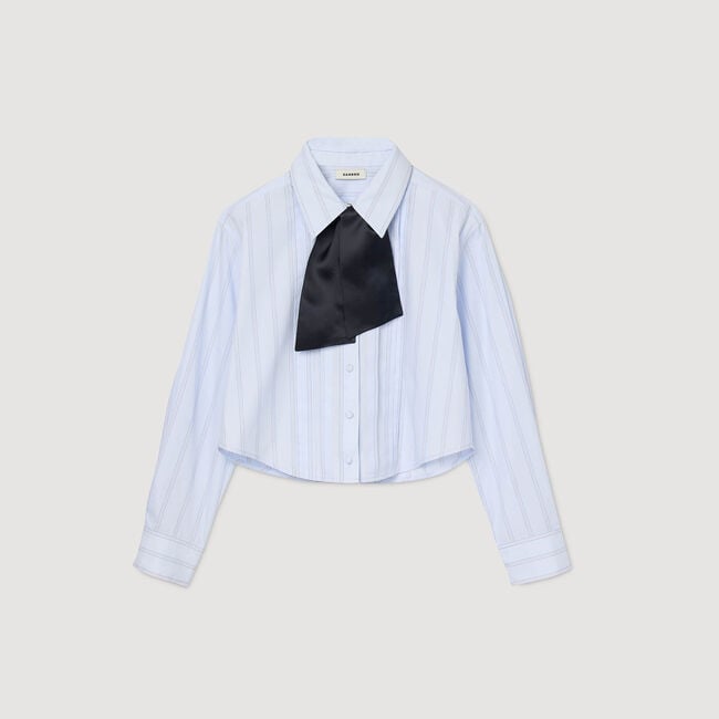 Camicia corta con cravatta rimossa
