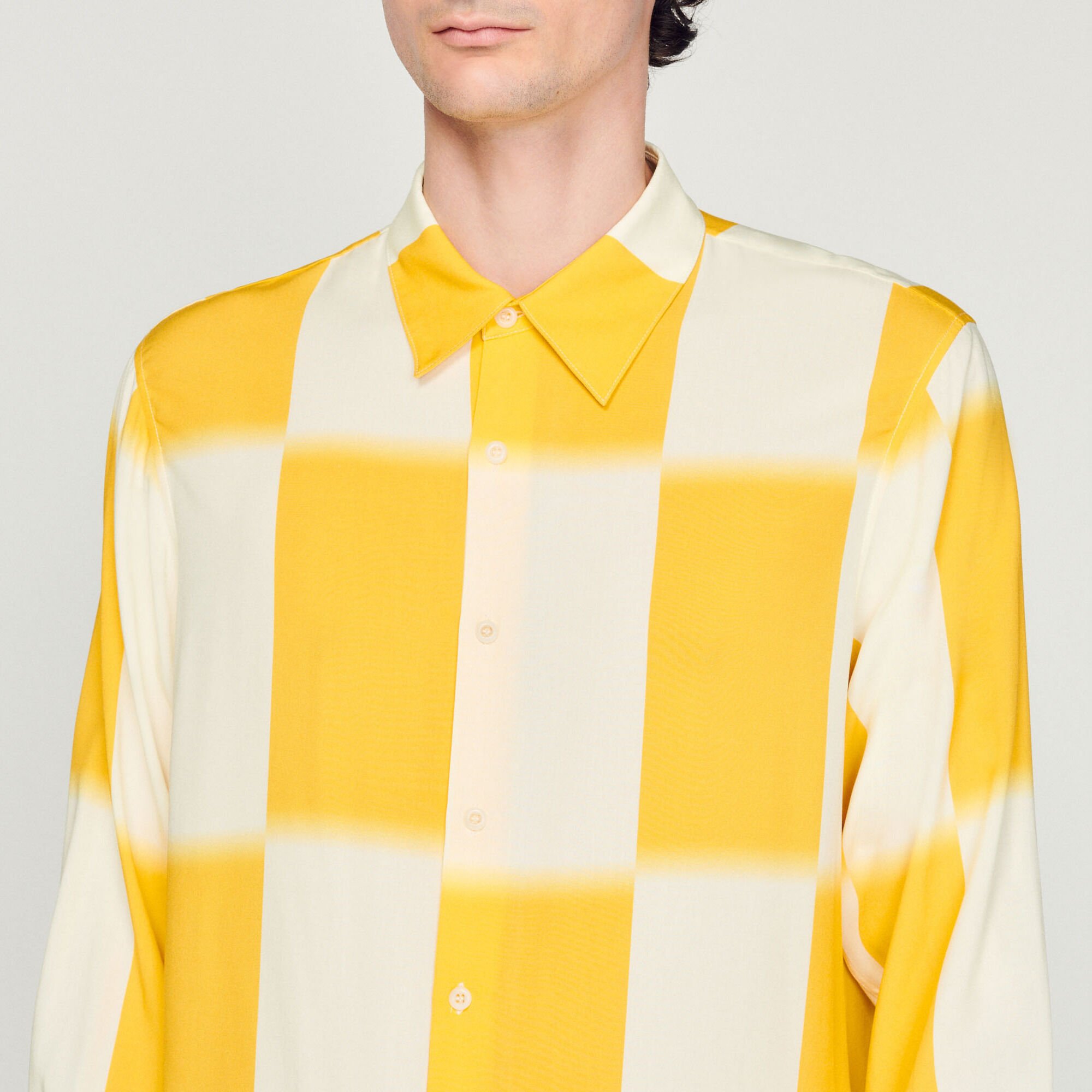 Camicia fluida con stampa a quadri